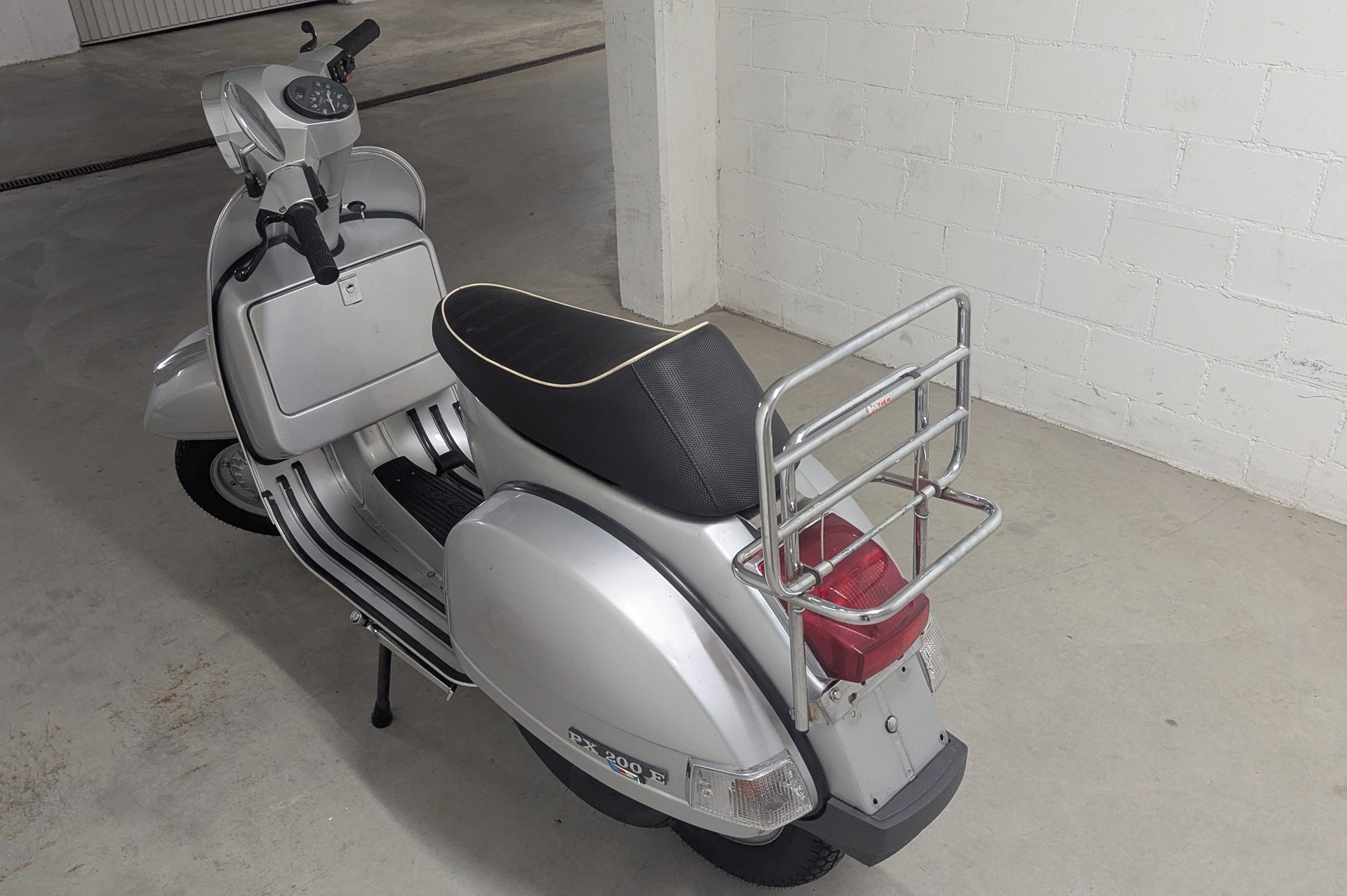 PIAGGIO Vespa PX 200 E-image-2