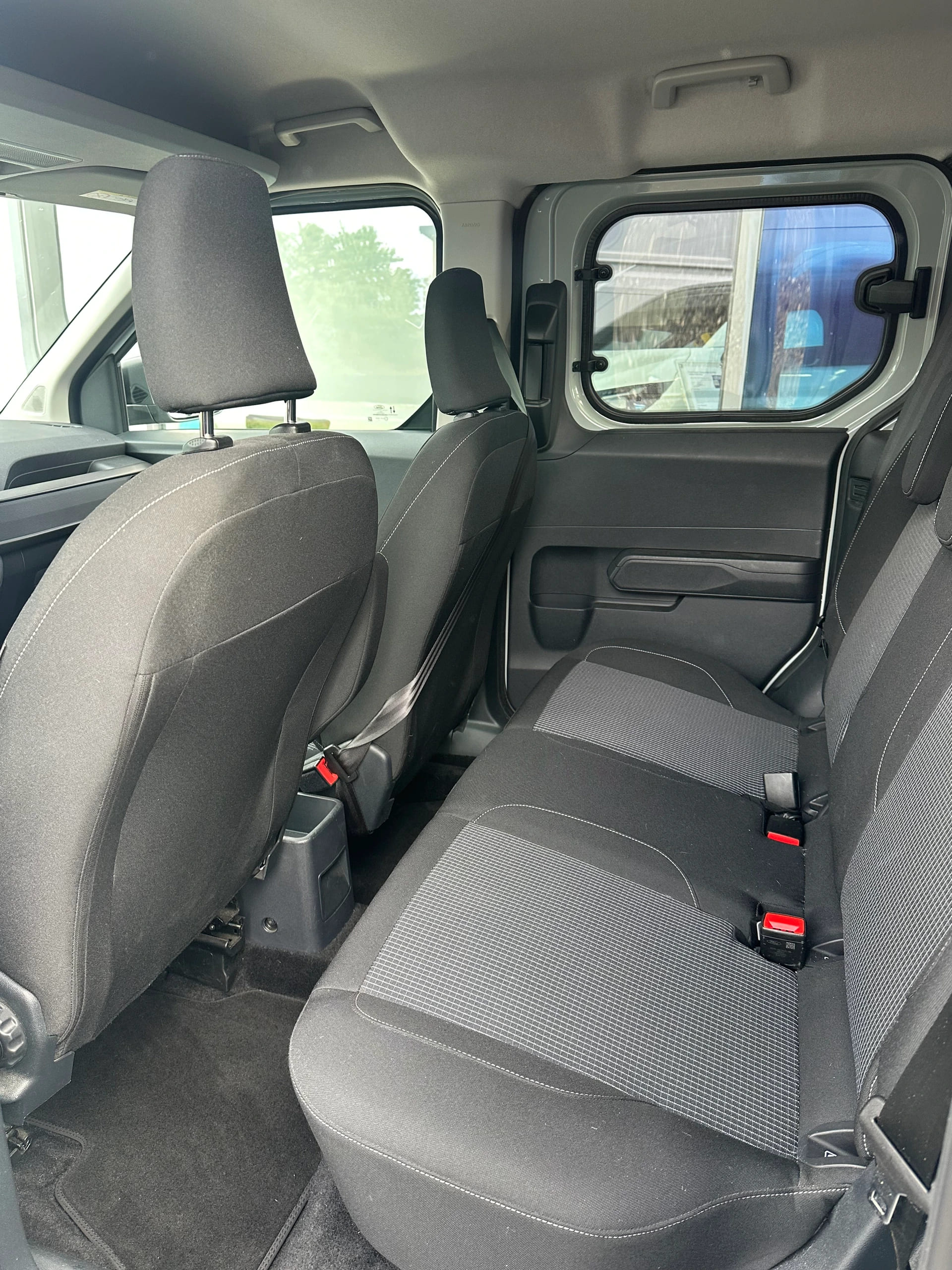 FORD Transit Courier Dkab. van 1.0 EcoBoost Trend-image-14