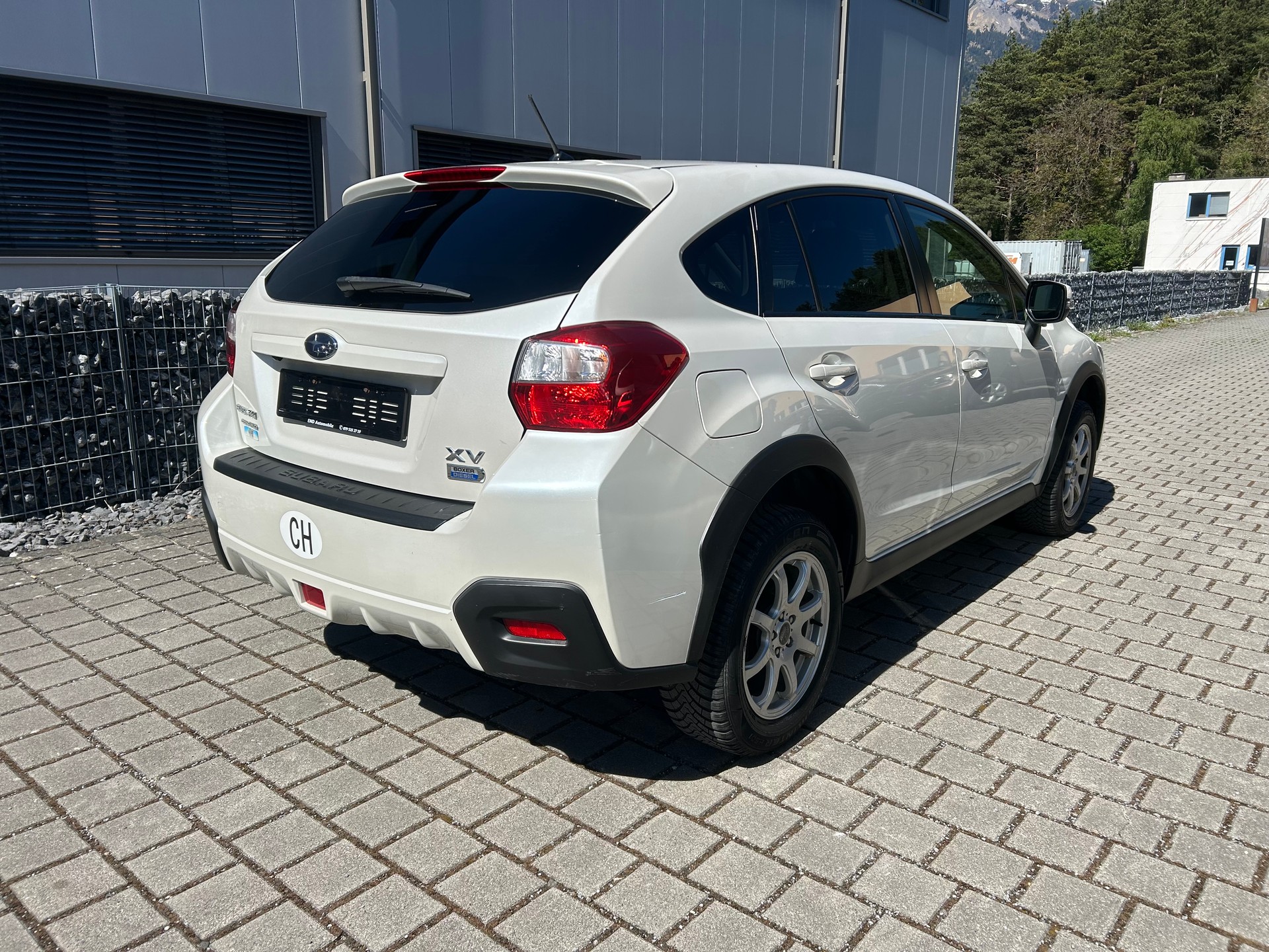 SUBARU XV 2.0D Swiss One AWD 4x4-image-4