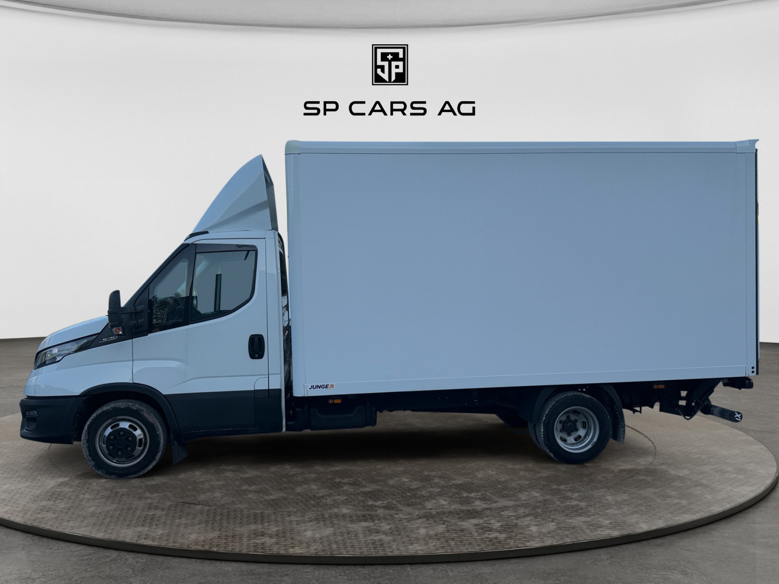 IVECO 35 C 16H-showroom-element-1