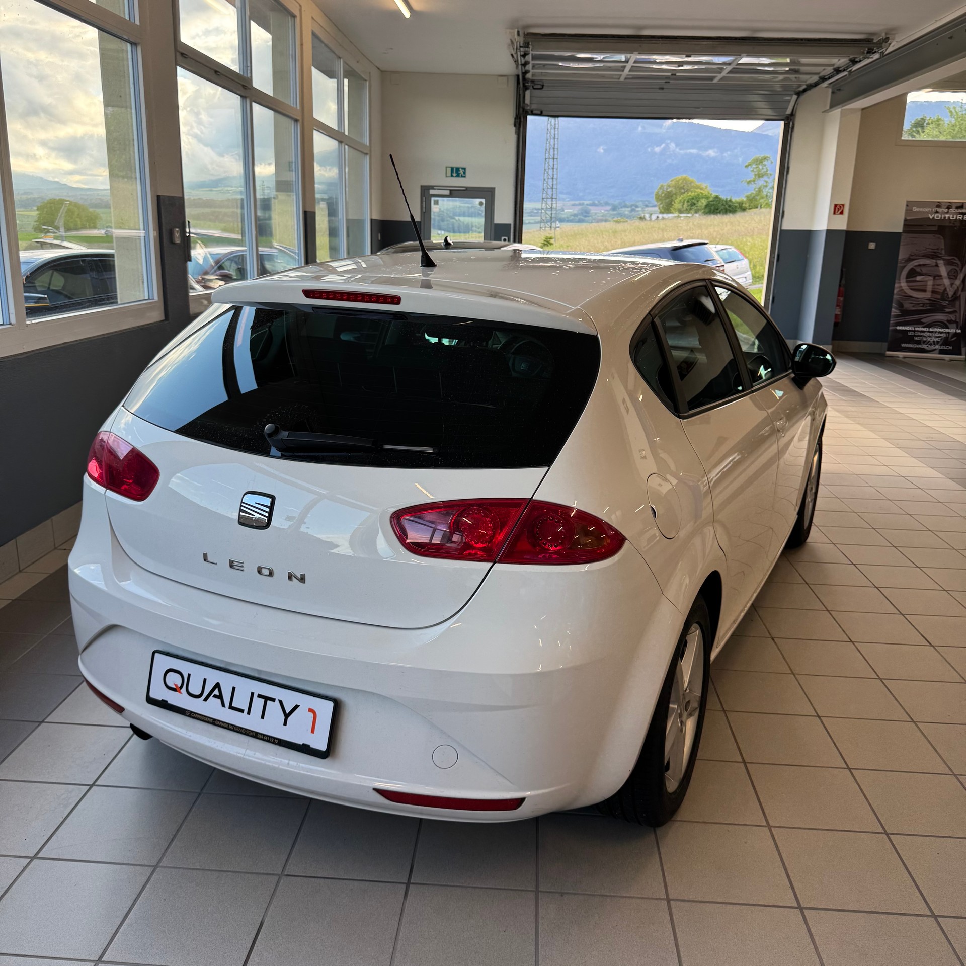 SEAT Leon 1.2 TSI COPA Reference-showroom-element-1