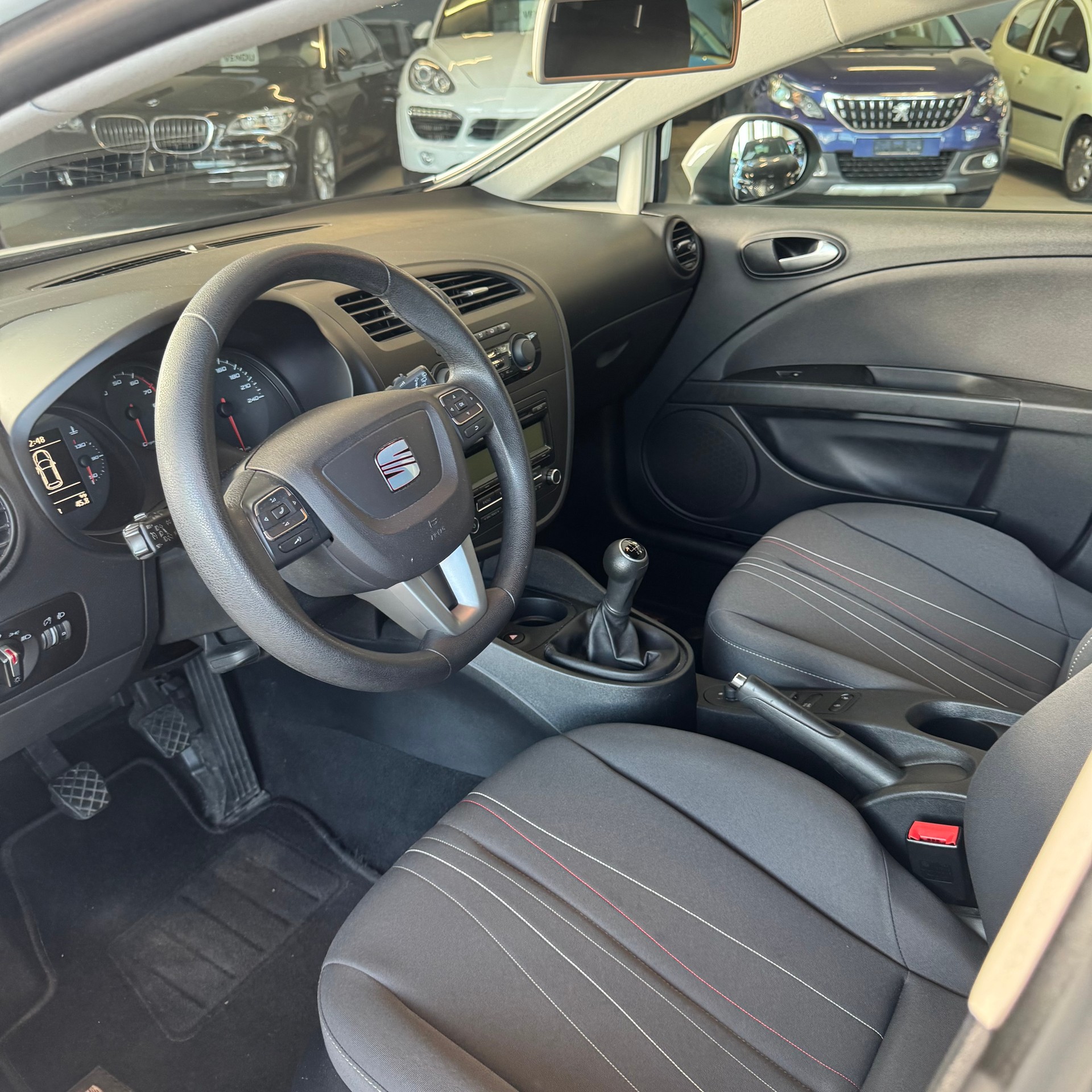 SEAT Leon 1.2 TSI COPA Reference-showroom-element-2