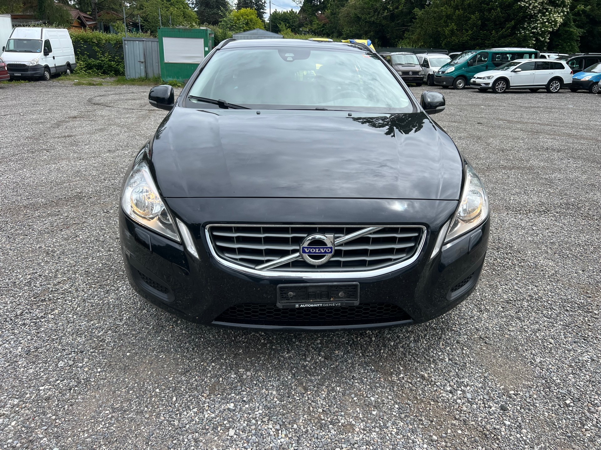 VOLVO V60 D3 Geartronic-image-1