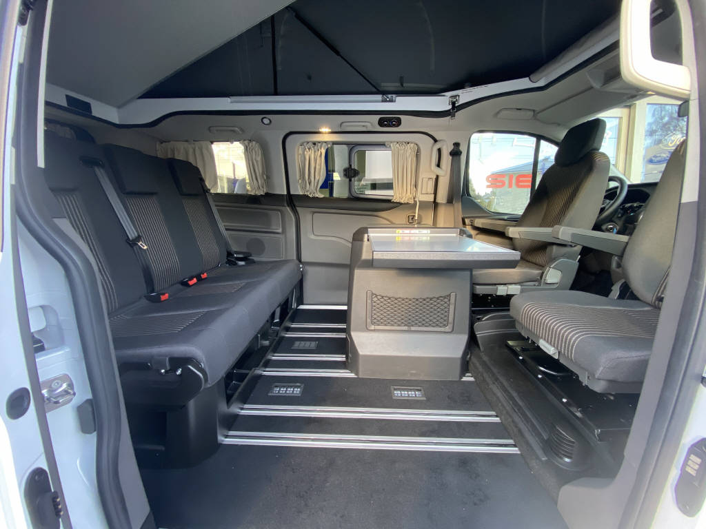 FORD Tourneo Custom 320 L1 2.0 185 Sport-showroom-element-3