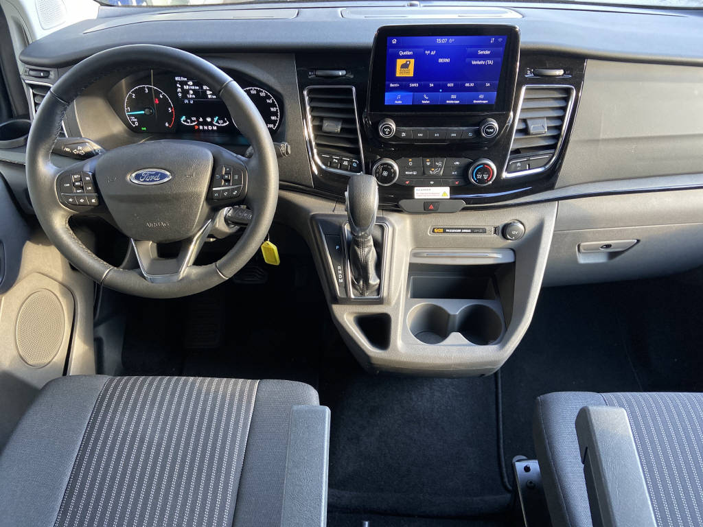 FORD Tourneo Custom 320 L1 2.0 185 Sport-image-6