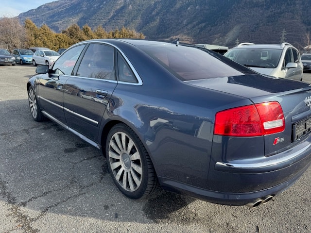 AUDI S8 5.2 V10 quattro tiptronic-image-4