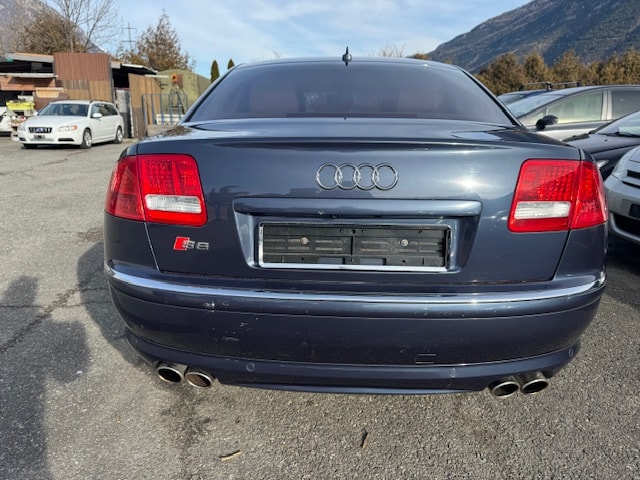 AUDI S8 5.2 V10 quattro tiptronic-image-5