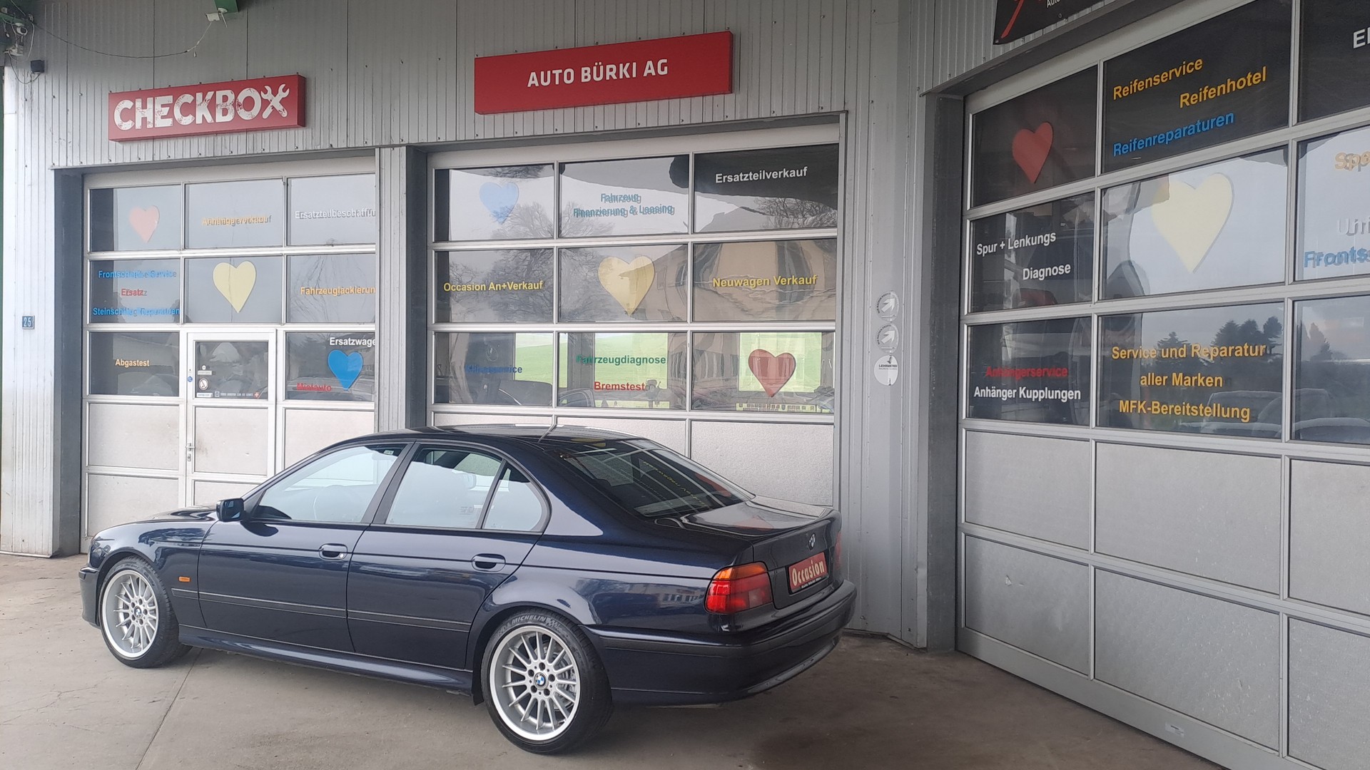 BMW 535i-image-7