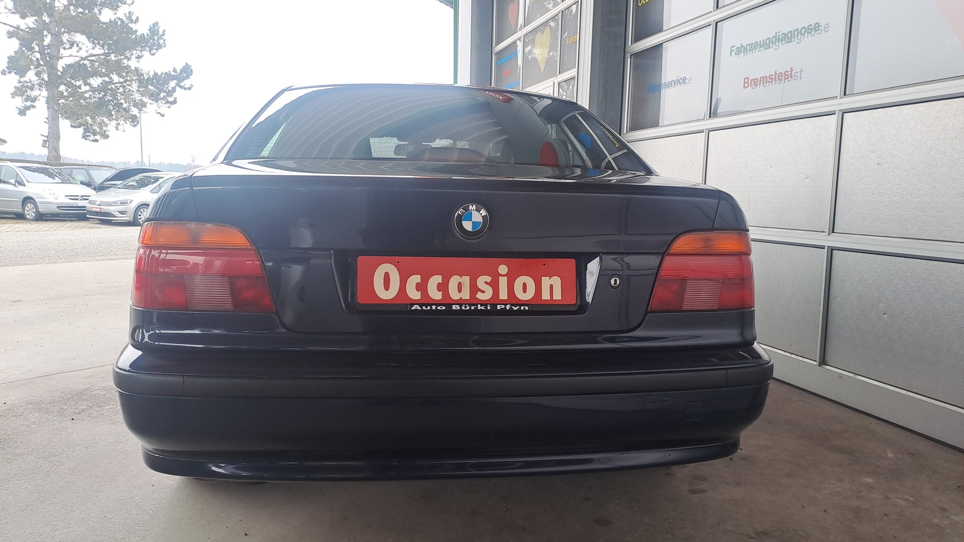 BMW 535i-image-6