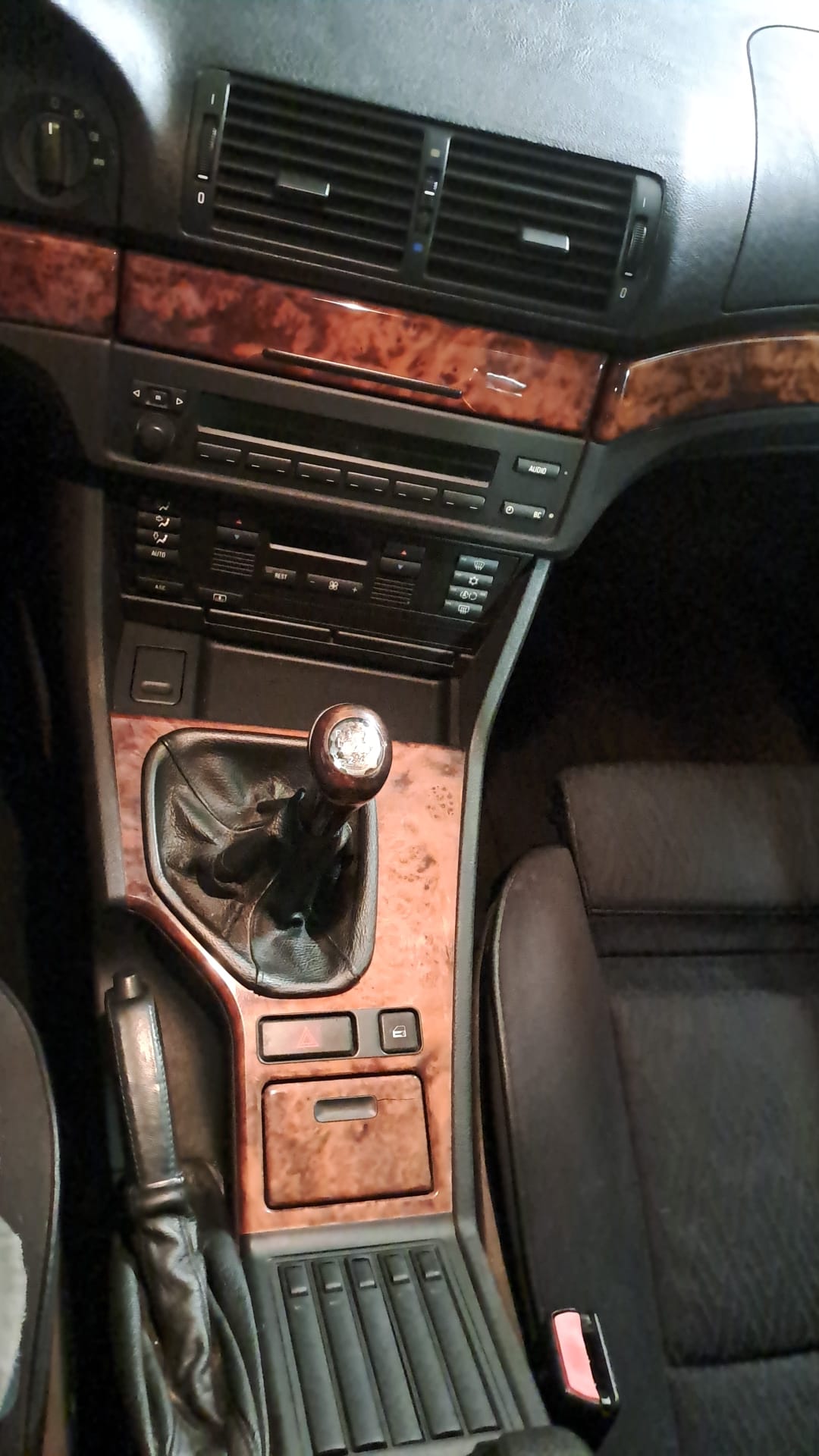 BMW 535i-image-12