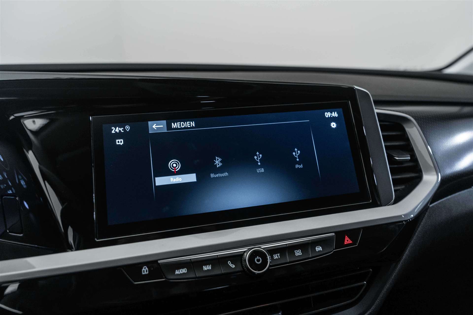 OPEL Grandland 1.2i TP GS Line Automat-image-19