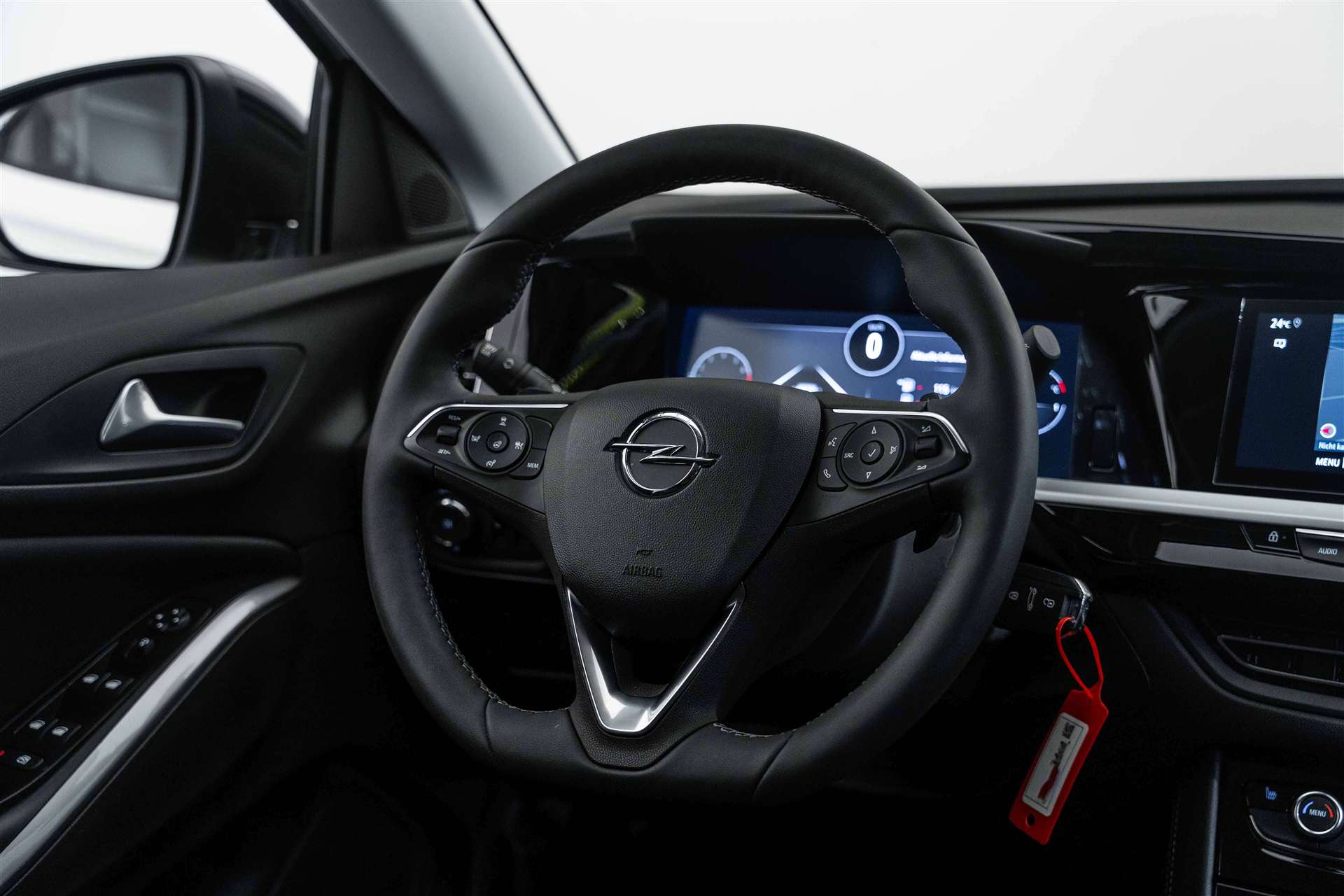 OPEL Grandland 1.2i TP GS Line Automat-image-9