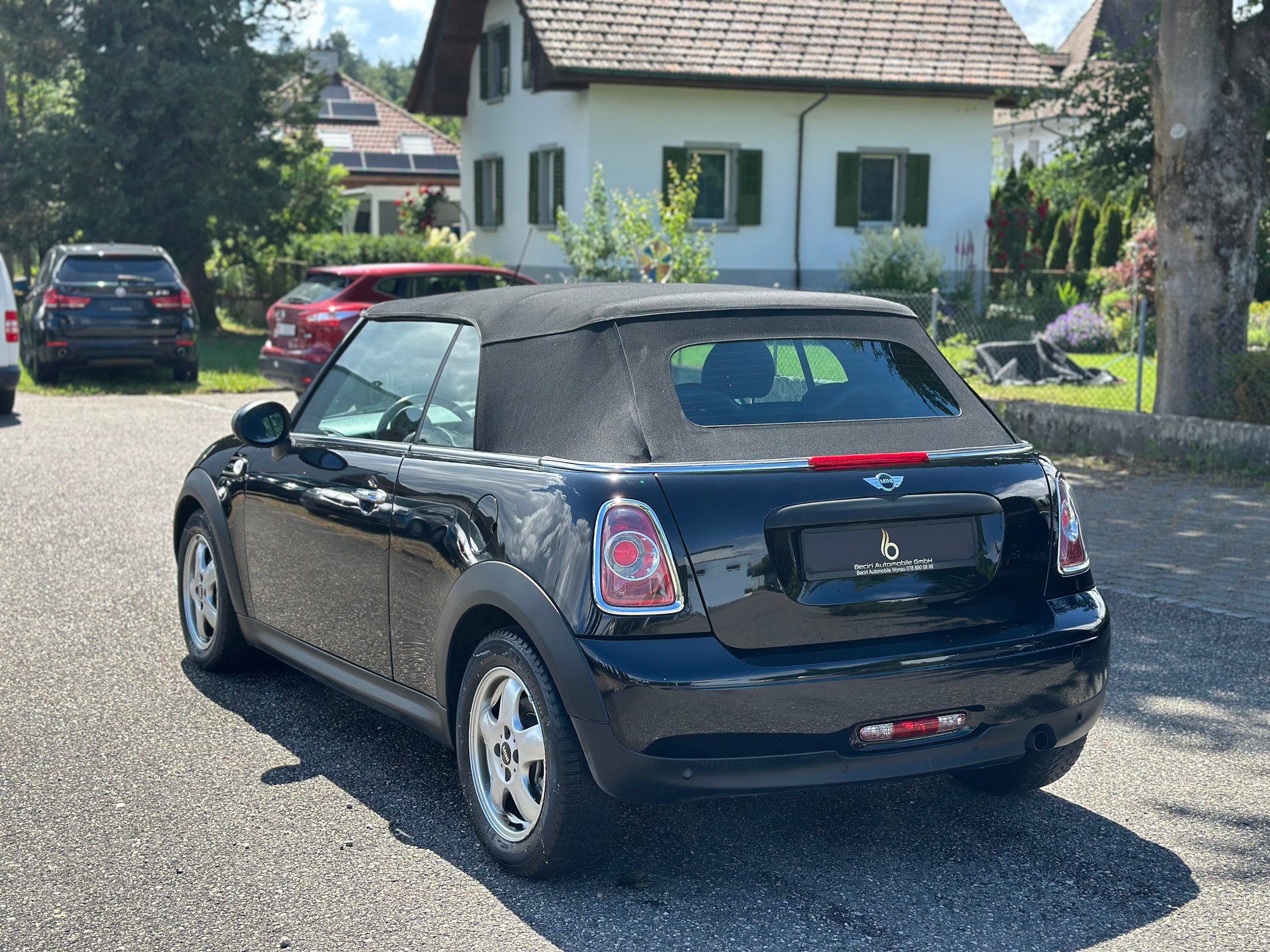 MINI One Cabriolet-image-4