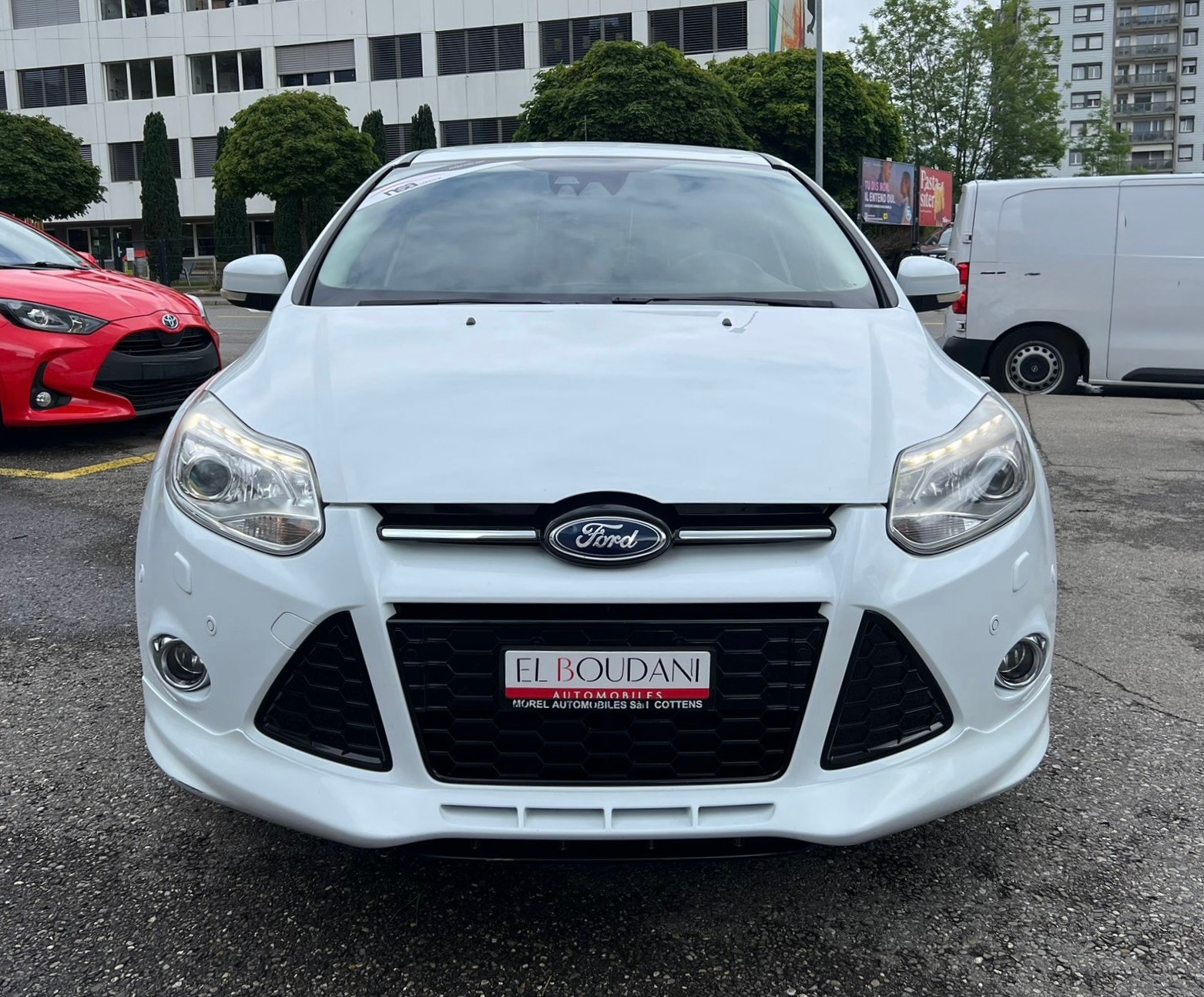 FORD Focus 1.6 SCTi Titanium-image-1