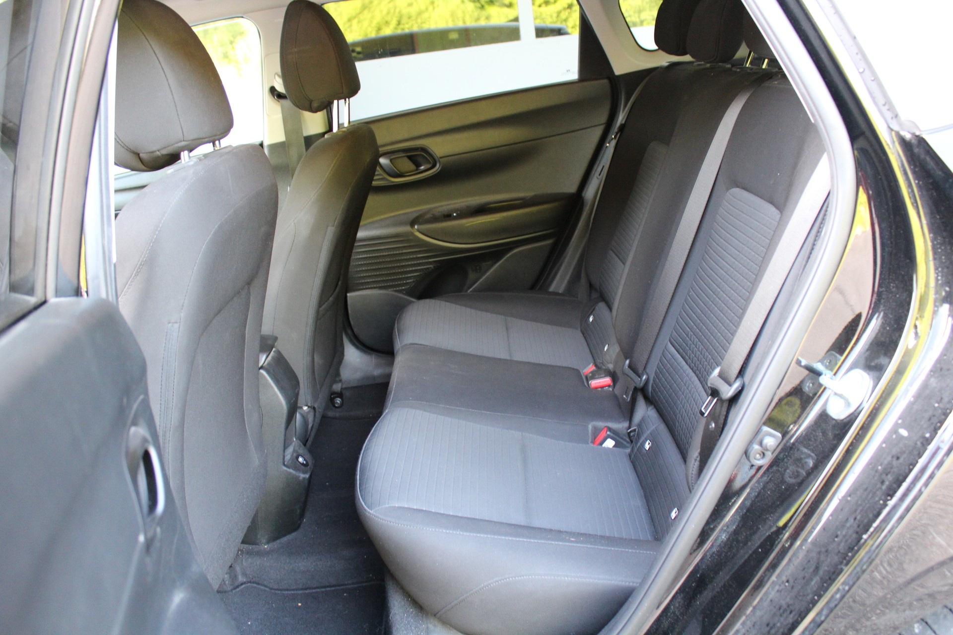 HYUNDAI i20 1.0 T-GDi Amplia DCT-image-9