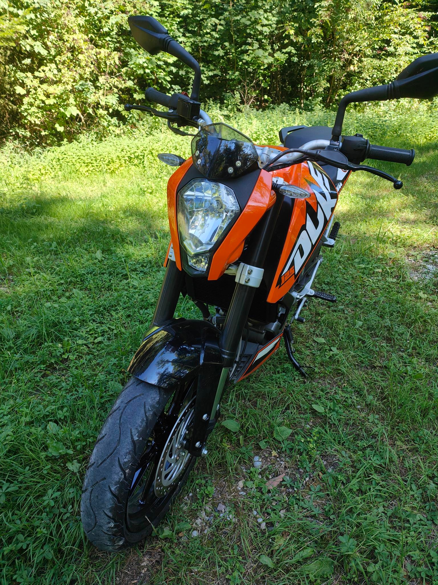 KTM 125 Duke-image-1