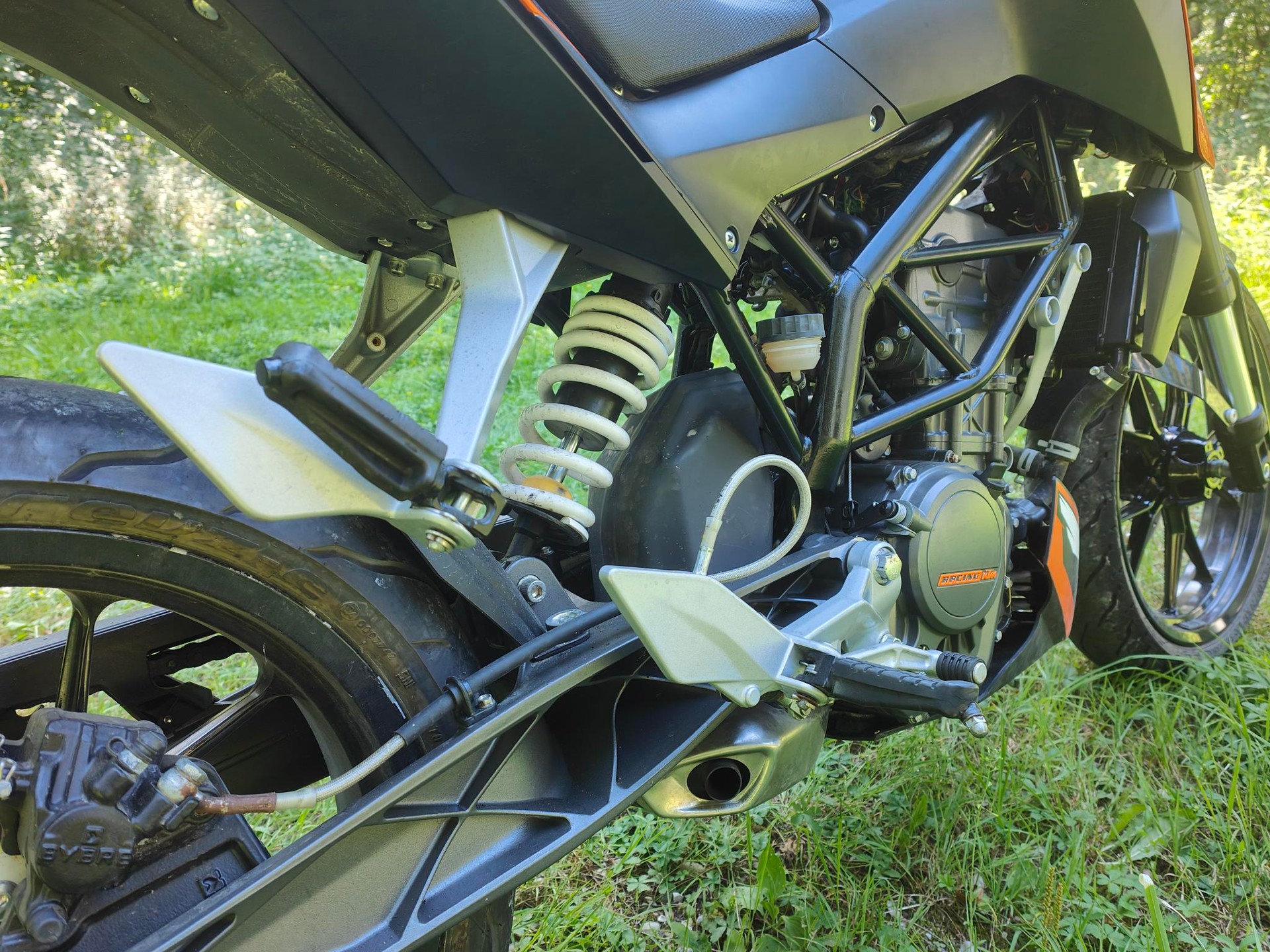 KTM 125 Duke-image-4