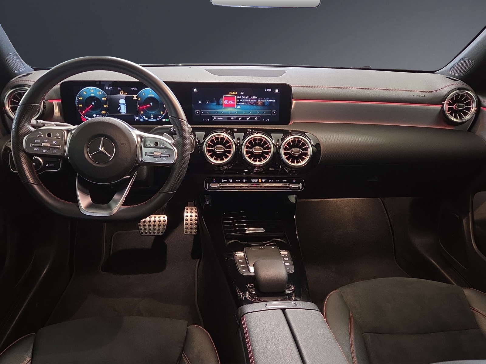 MERCEDES-BENZ CLA SB 250 AMG Line 4M 7G-image-11