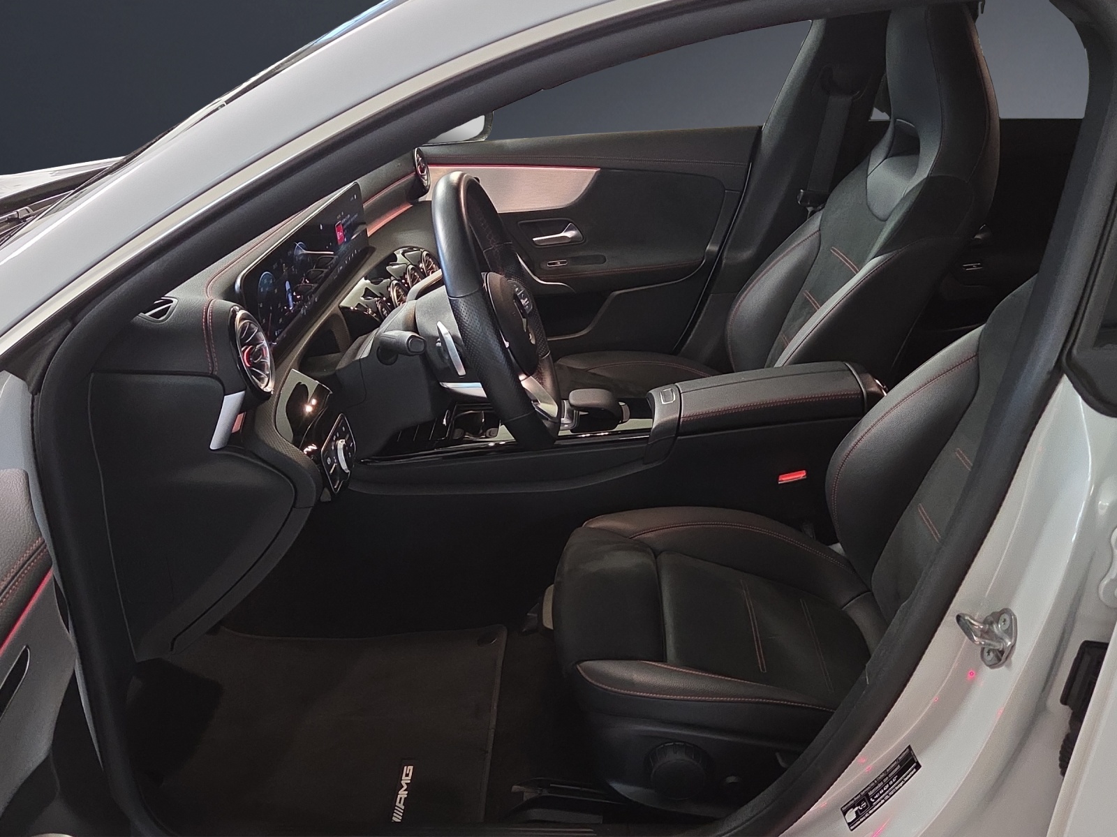 MERCEDES-BENZ CLA SB 250 AMG Line 4M 7G-image-6