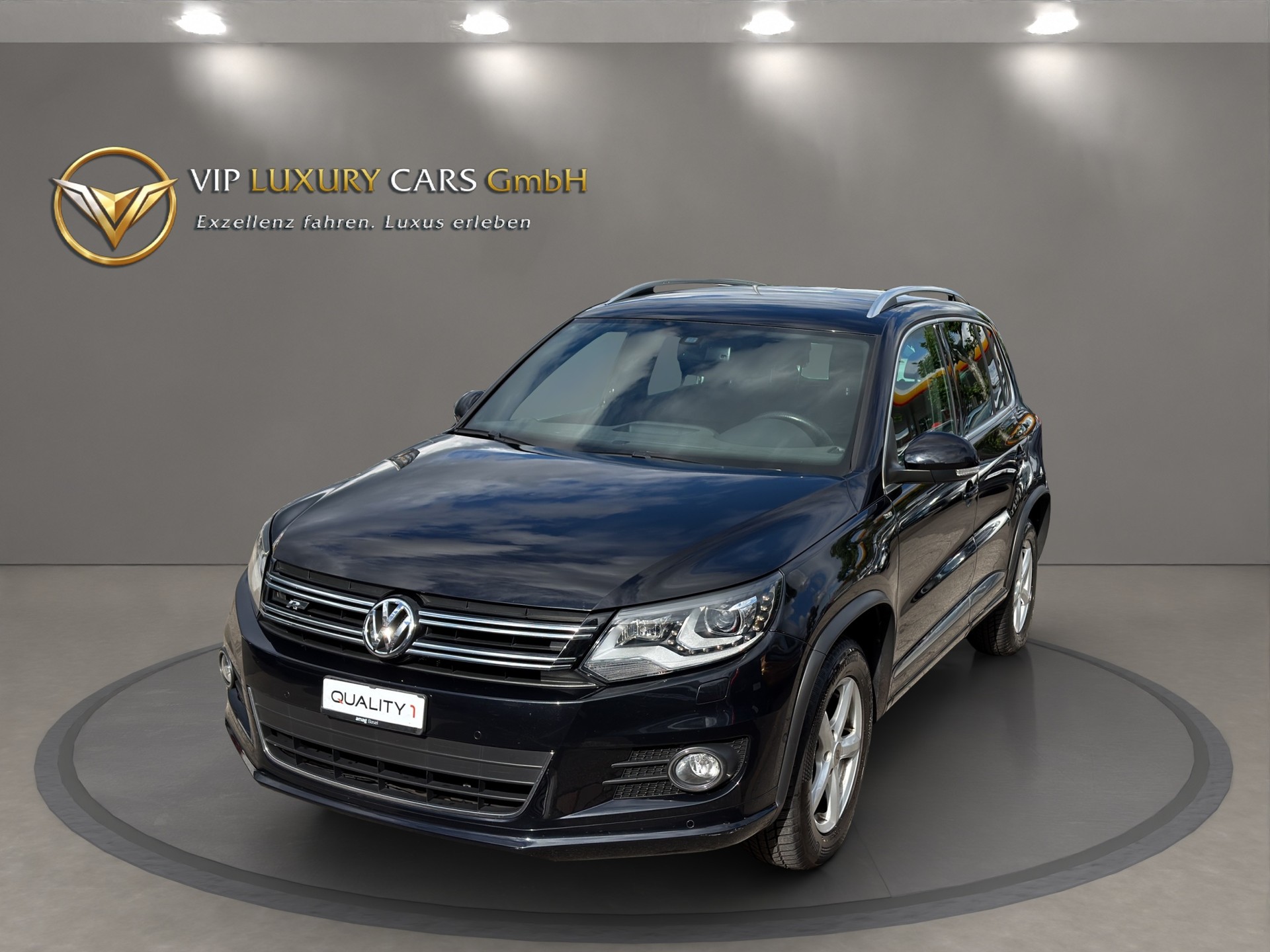 VW Tiguan 2.0 TSI Cup R-Line 4Motion DSG-showroom-element-1