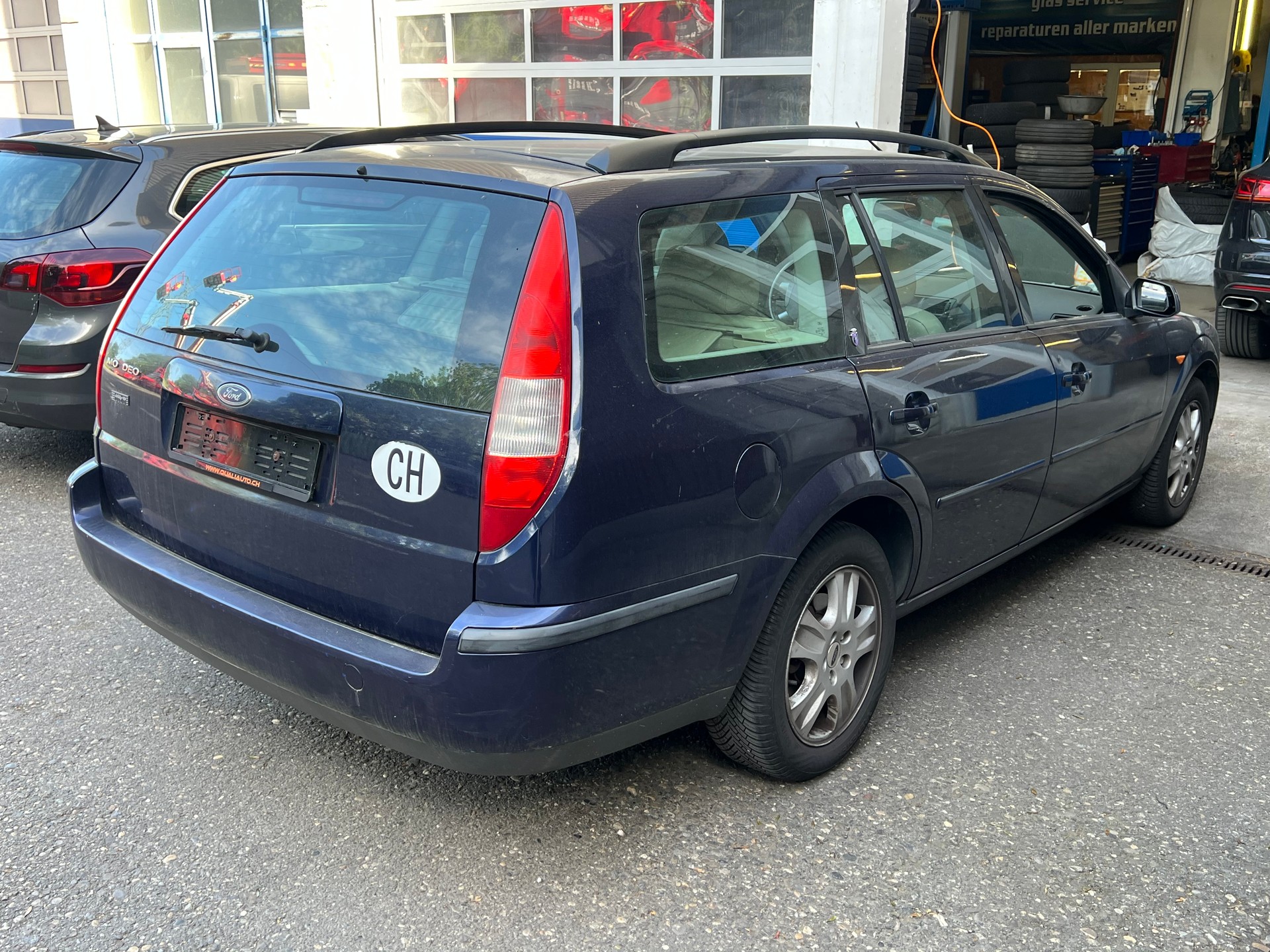 FORD Mondeo 2.0i 16V Ghia-image-5