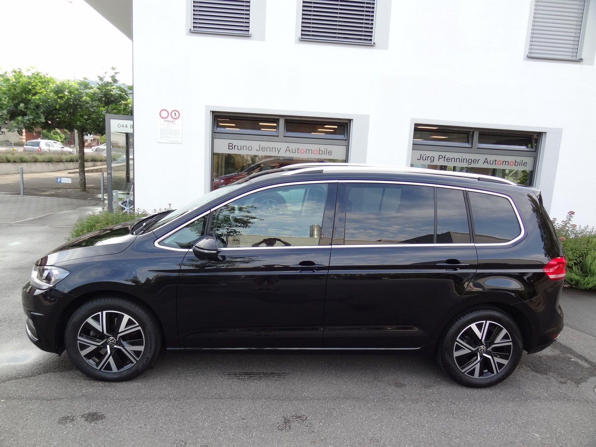 VW Touran 1.5 TSI EVO Highline DSG-showroom-element-1