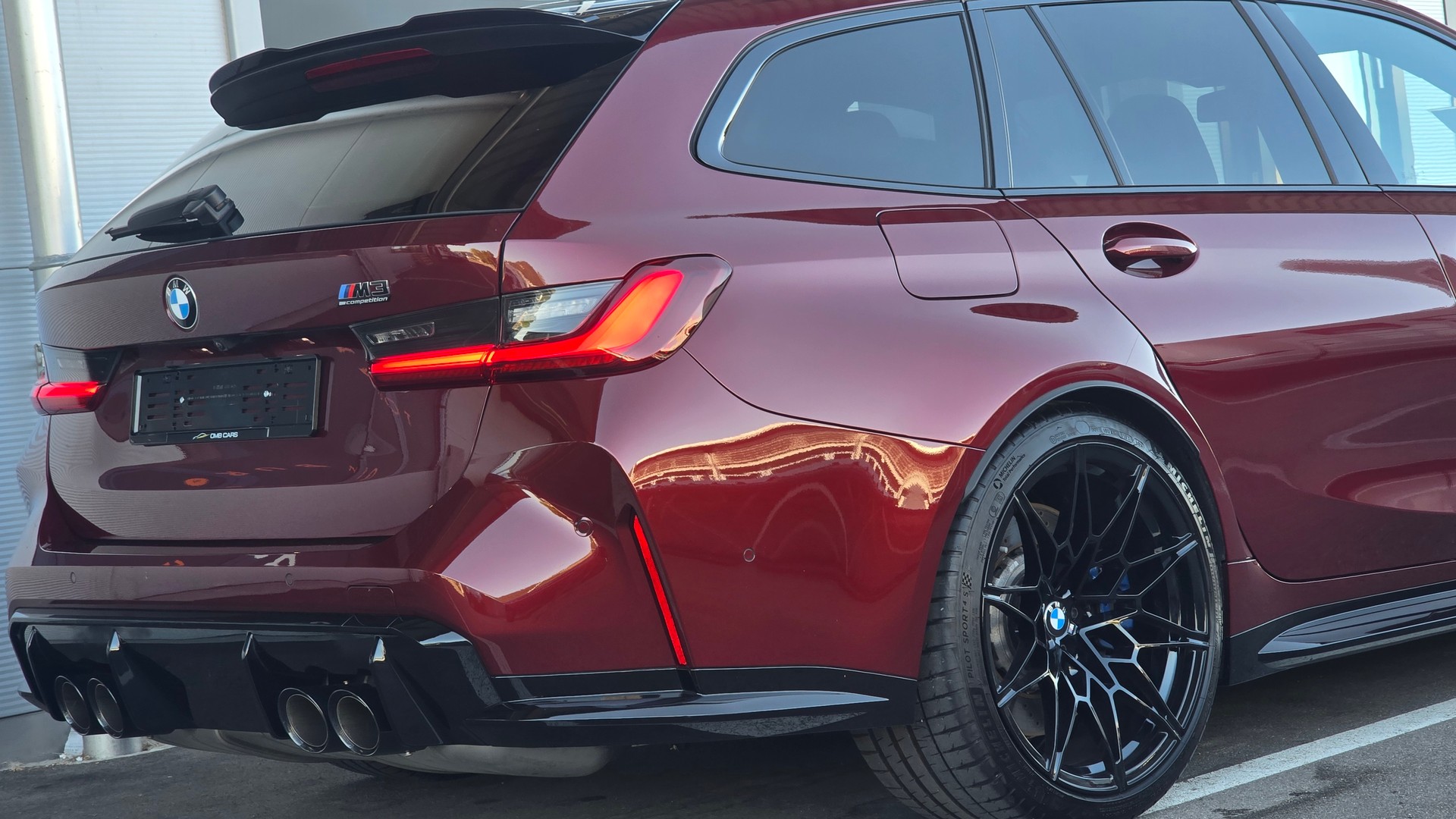 BMW M3 Touring xDrive Competition M-image-5