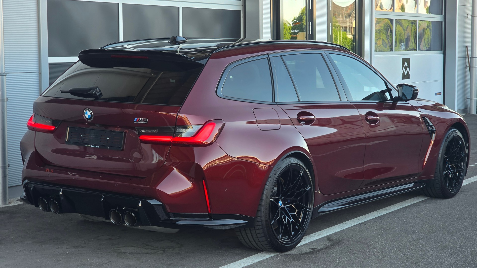 BMW M3 Touring xDrive Competition M-image-4