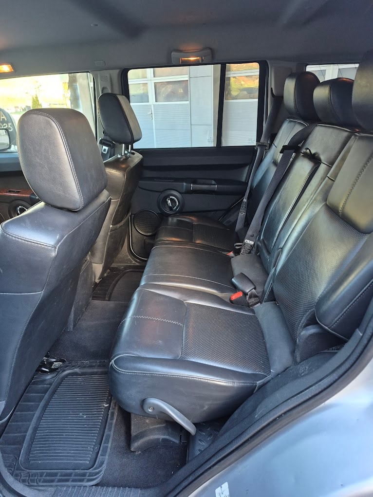 JEEP Commander 3.0 CRD Limited Automatic-image-13