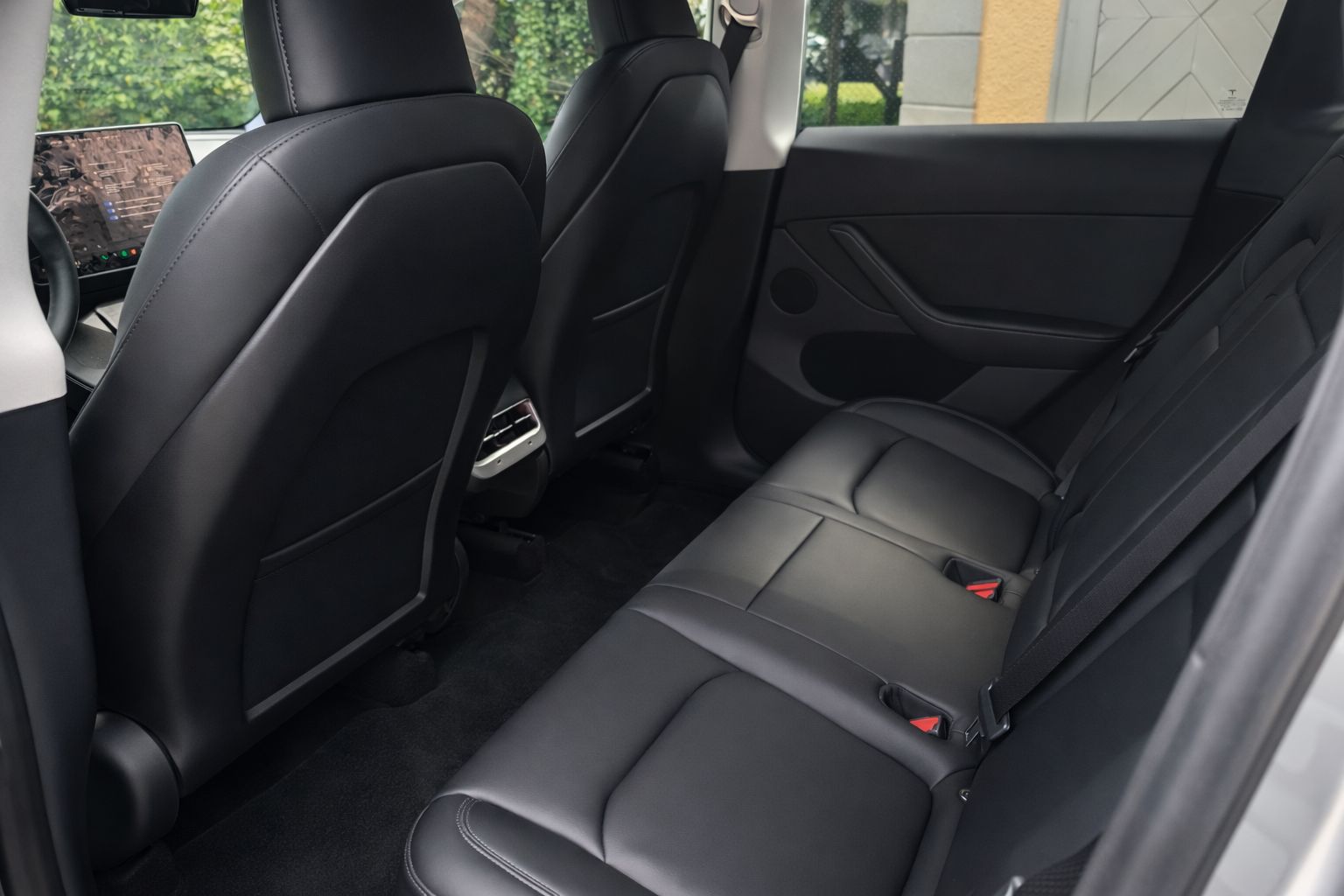 TESLA Maximale Reichweite Allradantrieb-image-5