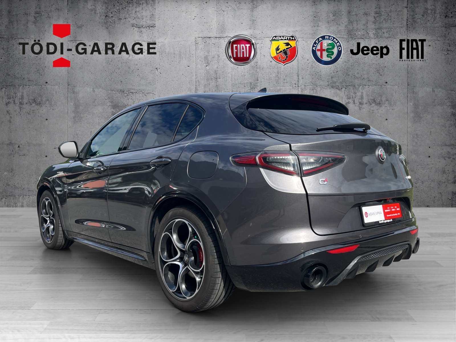 ALFA ROMEO Stelvio 2.2 D Q4 210 Veloce-showroom-element-3