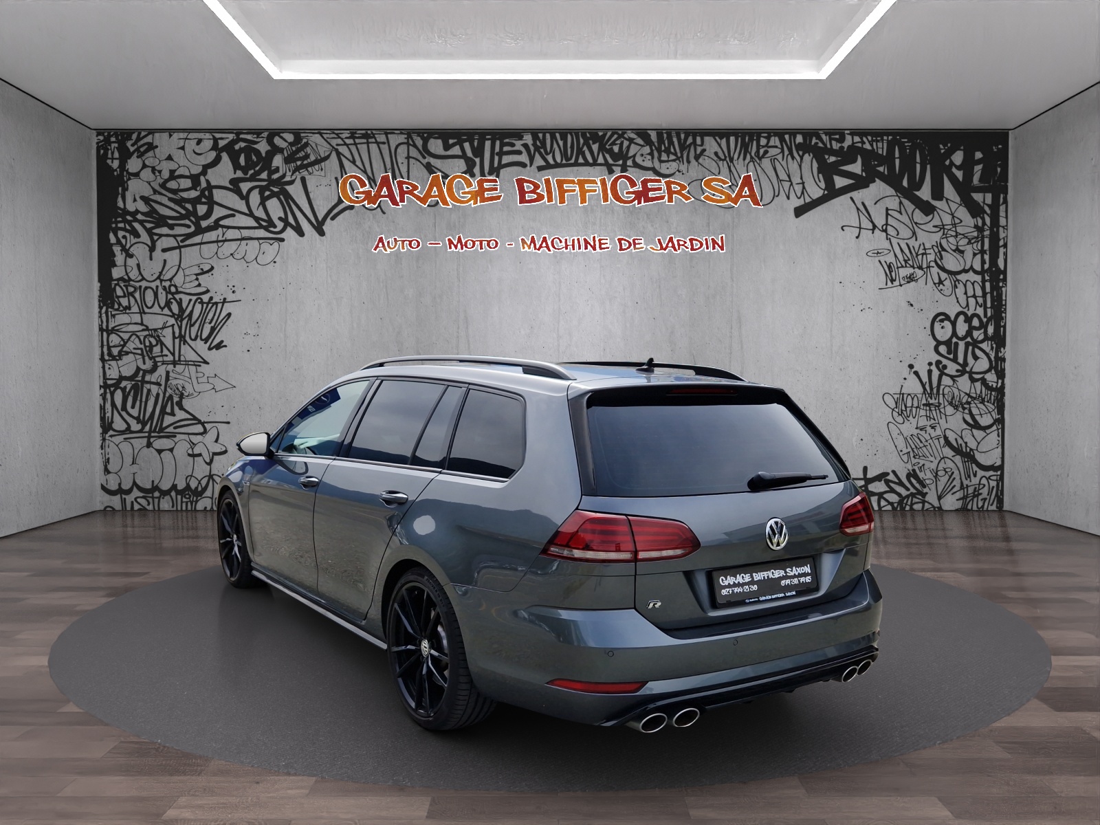 VW Golf Variant 2.0 TSI R 4Motion DSG-image-2