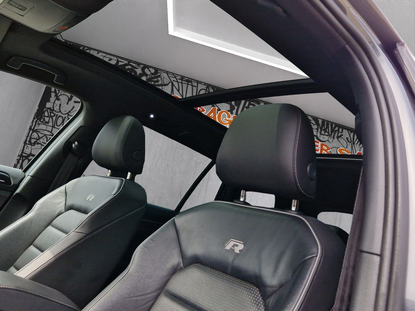VW Golf Variant 2.0 TSI R 4Motion DSG-image-5