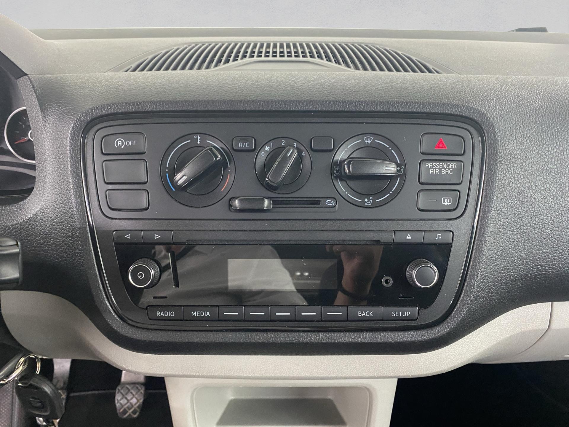 SEAT Mii 1.0 Style EcoFuel-image-12