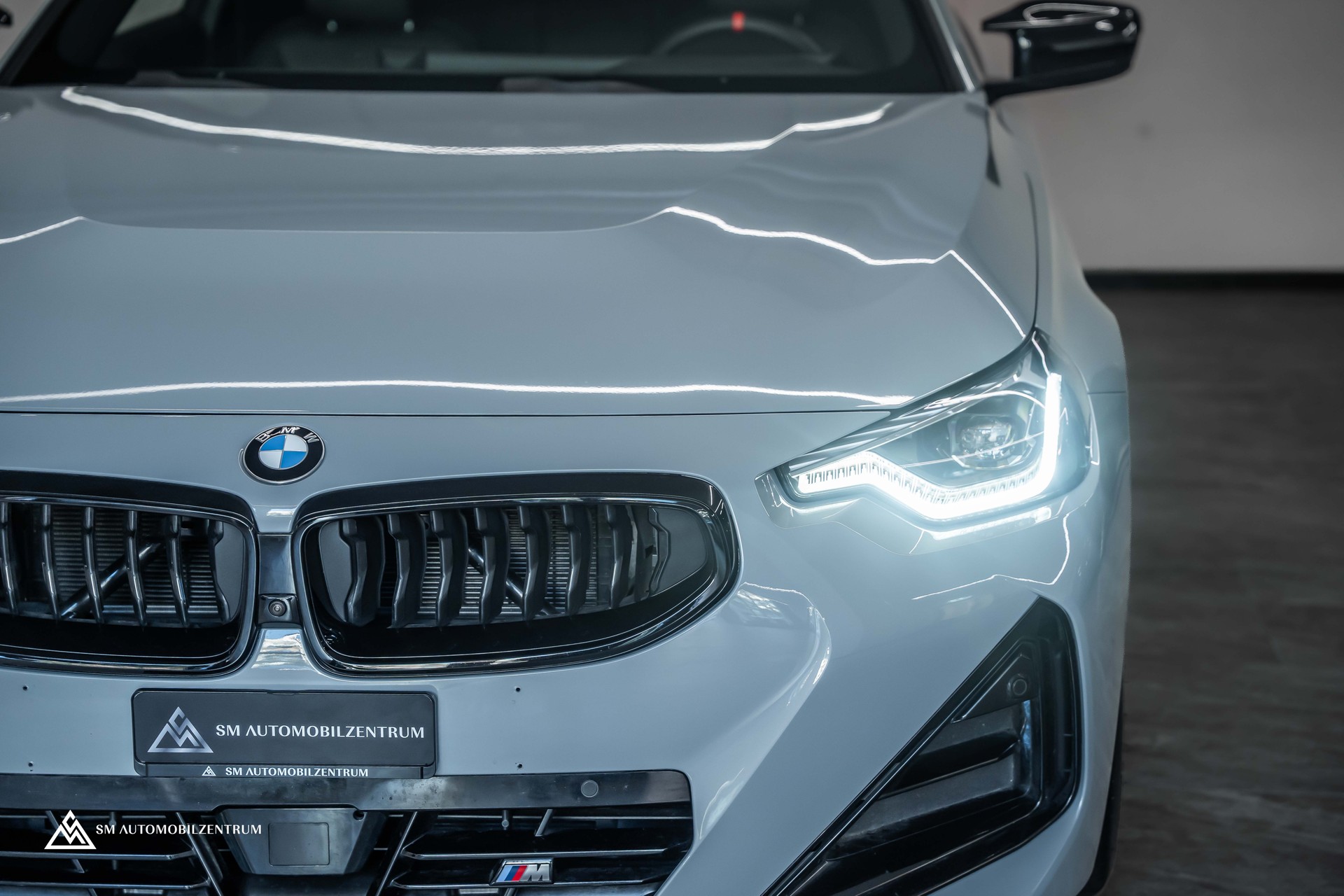 BMW M240i xDrive Coupé / Panorama / el. Memorysitze / Werksgarantie-showroom-element-2