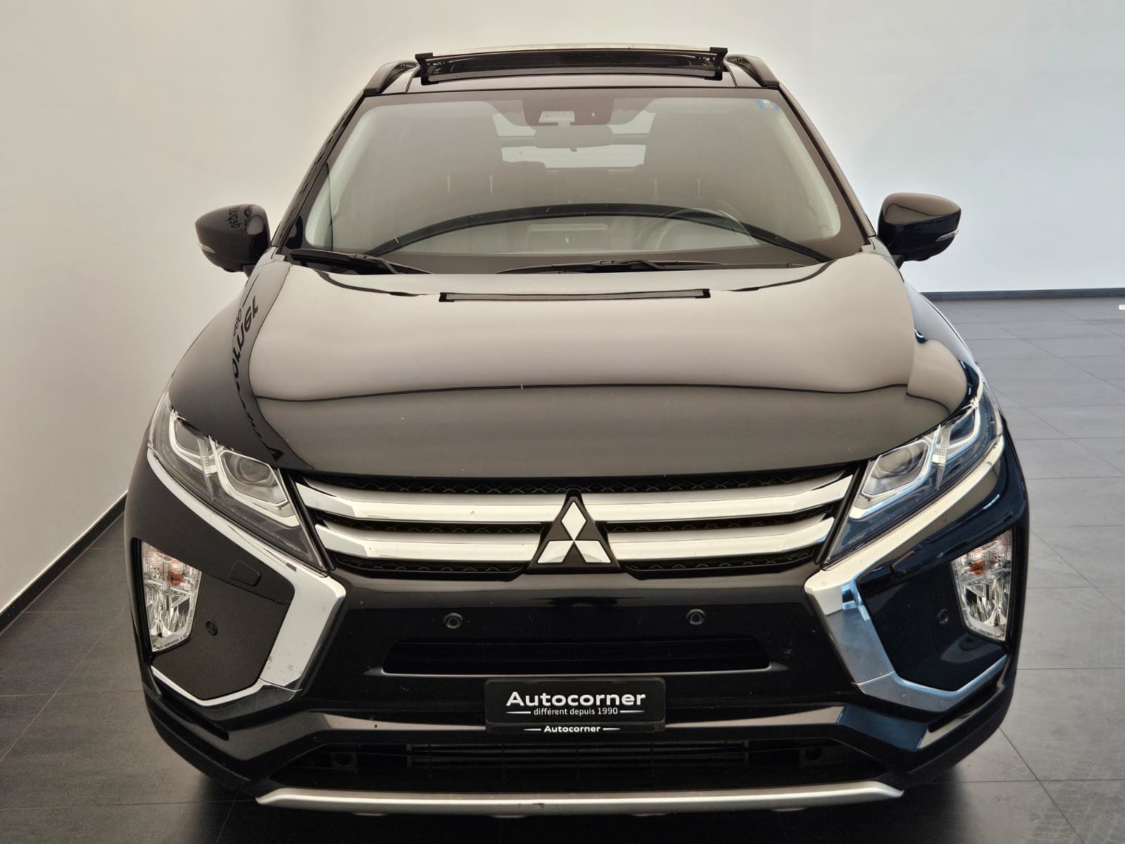 MITSUBISHI Eclipse Cross 1.5 T-Mivec Diamond 4WD CVT-showroom-element-3