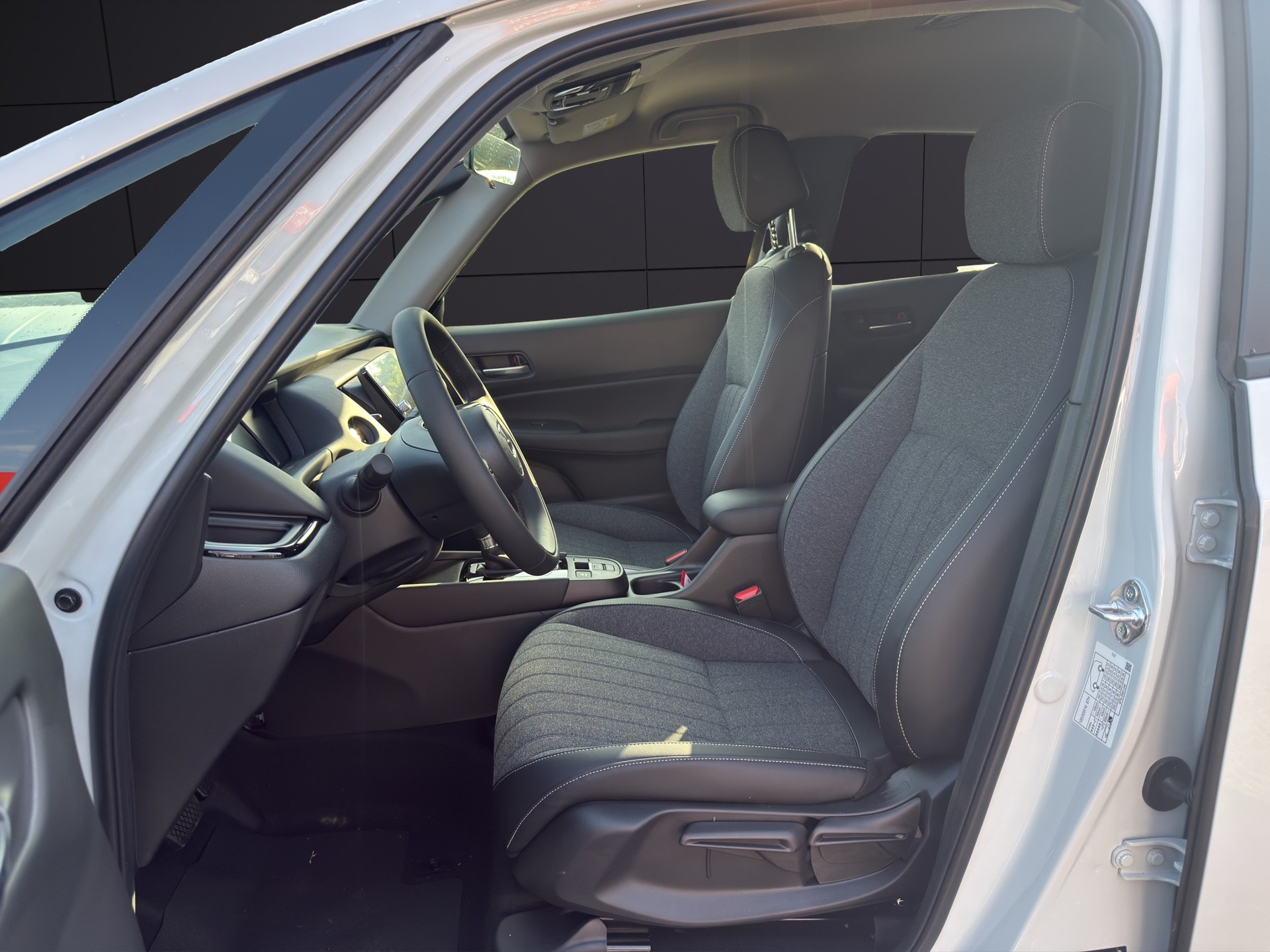 HONDA Jazz 1.5i-MMD Advance E-CVT-image-13