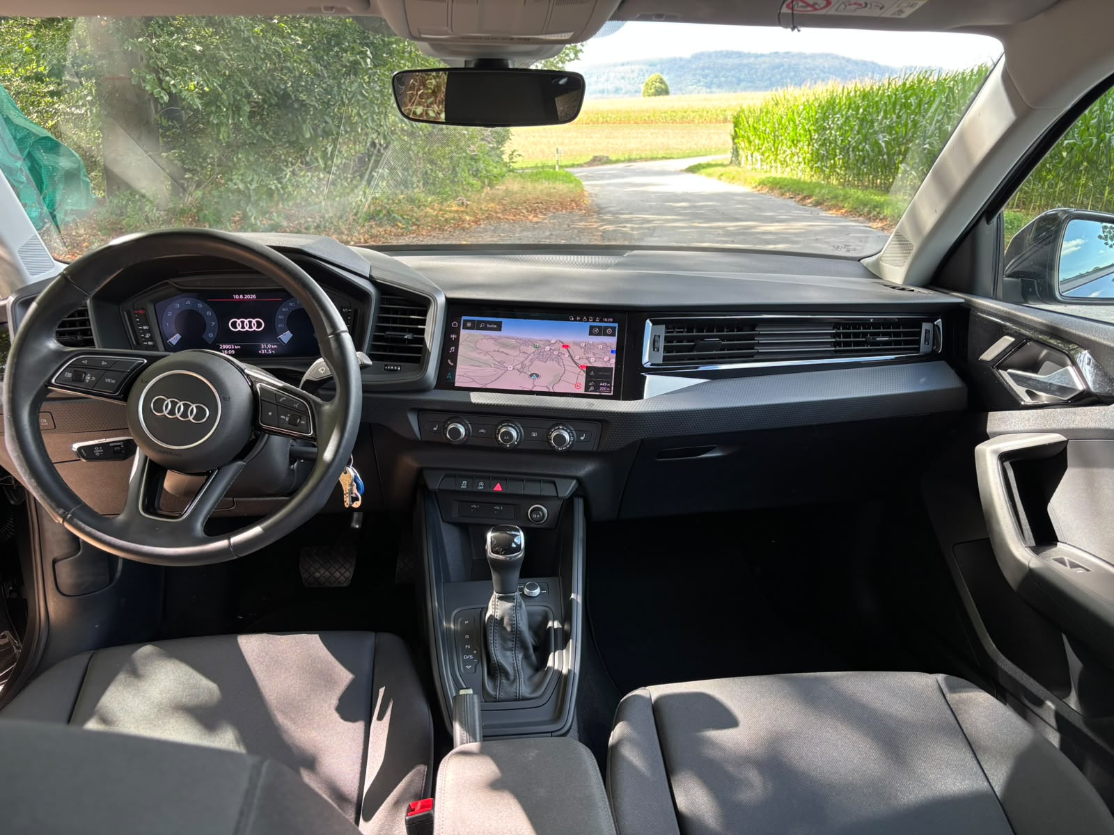 AUDI 1.0 30 TFSI Attraction S-Tronic-image-5