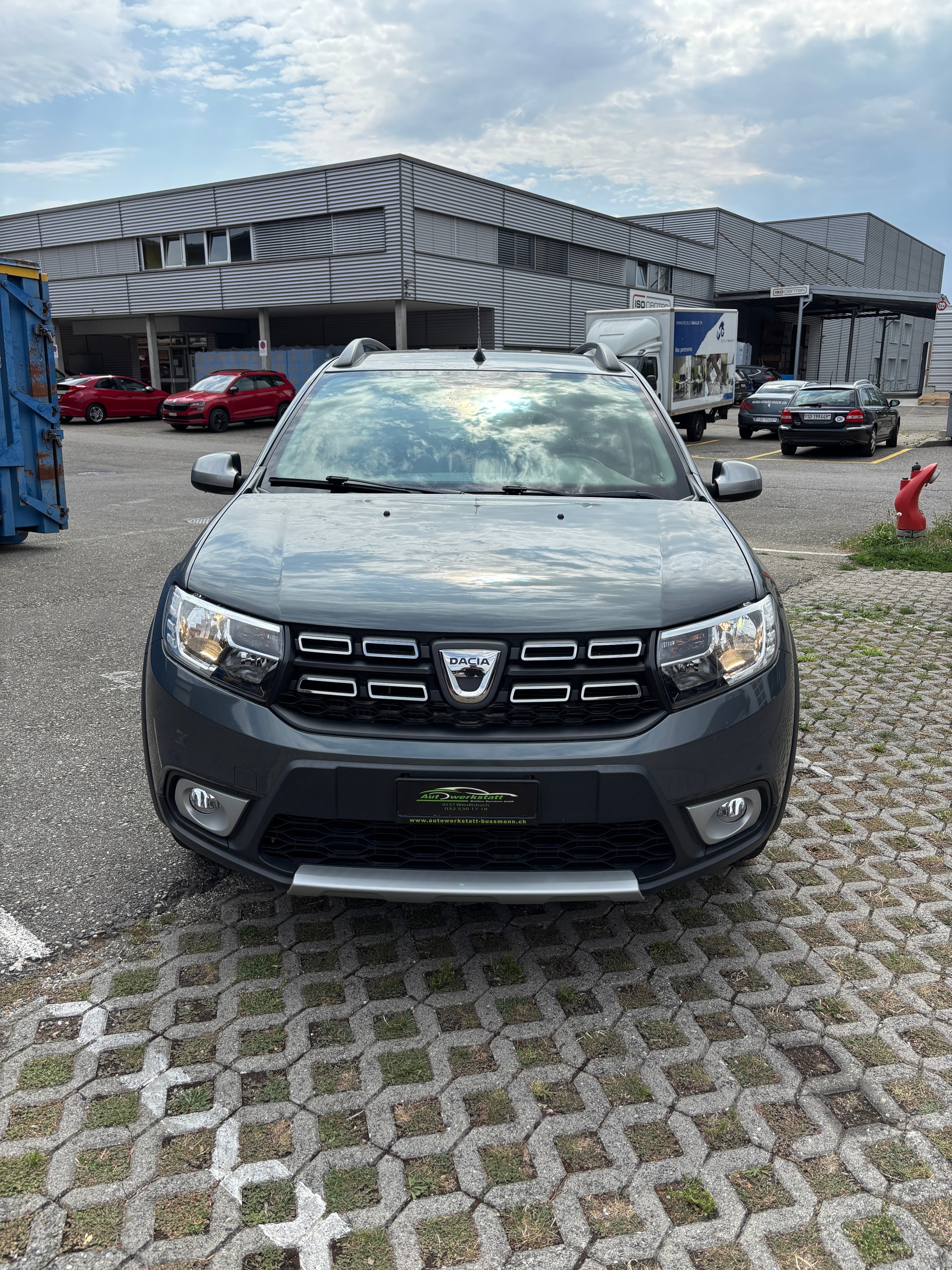 DACIA Logan MCV 0.9 Stepway Unlimited-image-1