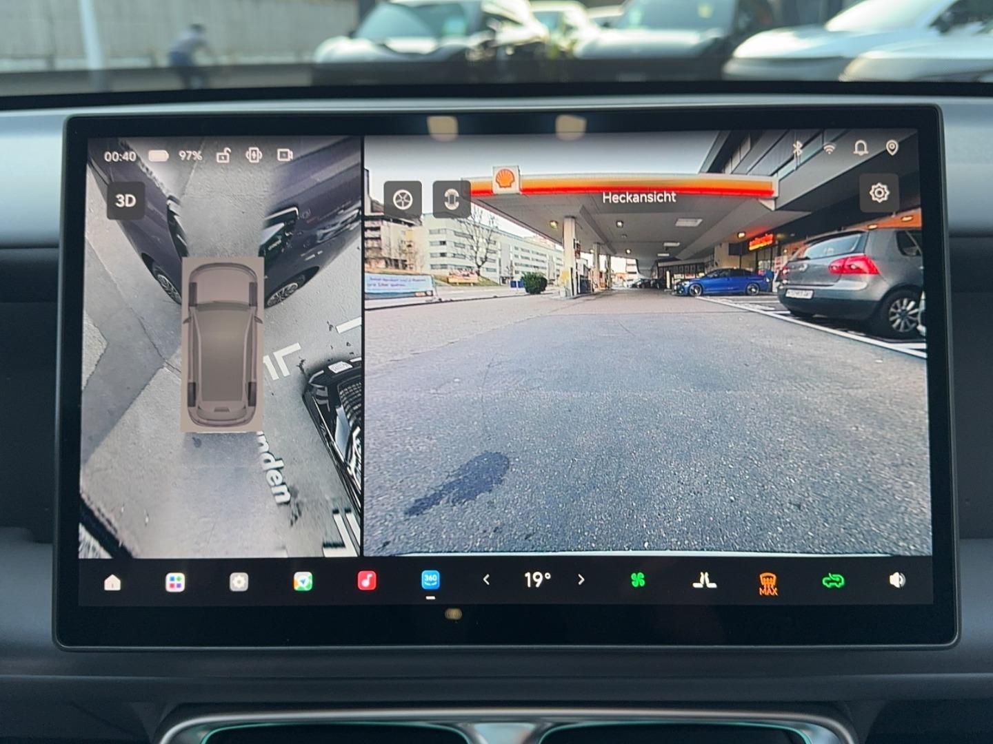 LEAPMOTOR B10 1.5 Hybrid EV-image-12