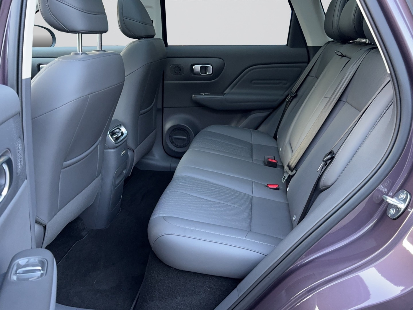LEAPMOTOR B10 1.5 Hybrid EV-image-8