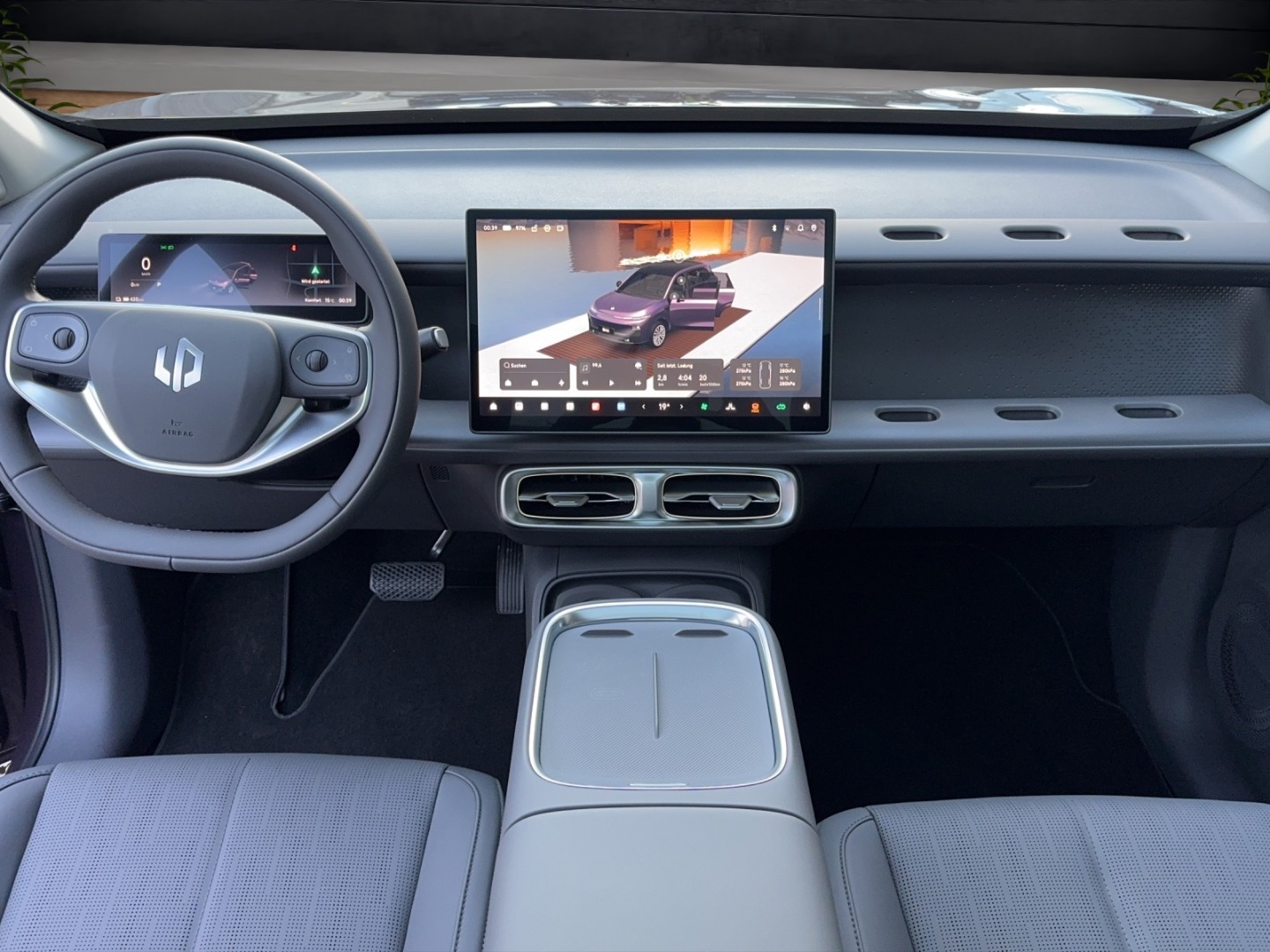 LEAPMOTOR B10 1.5 Hybrid EV-image-6