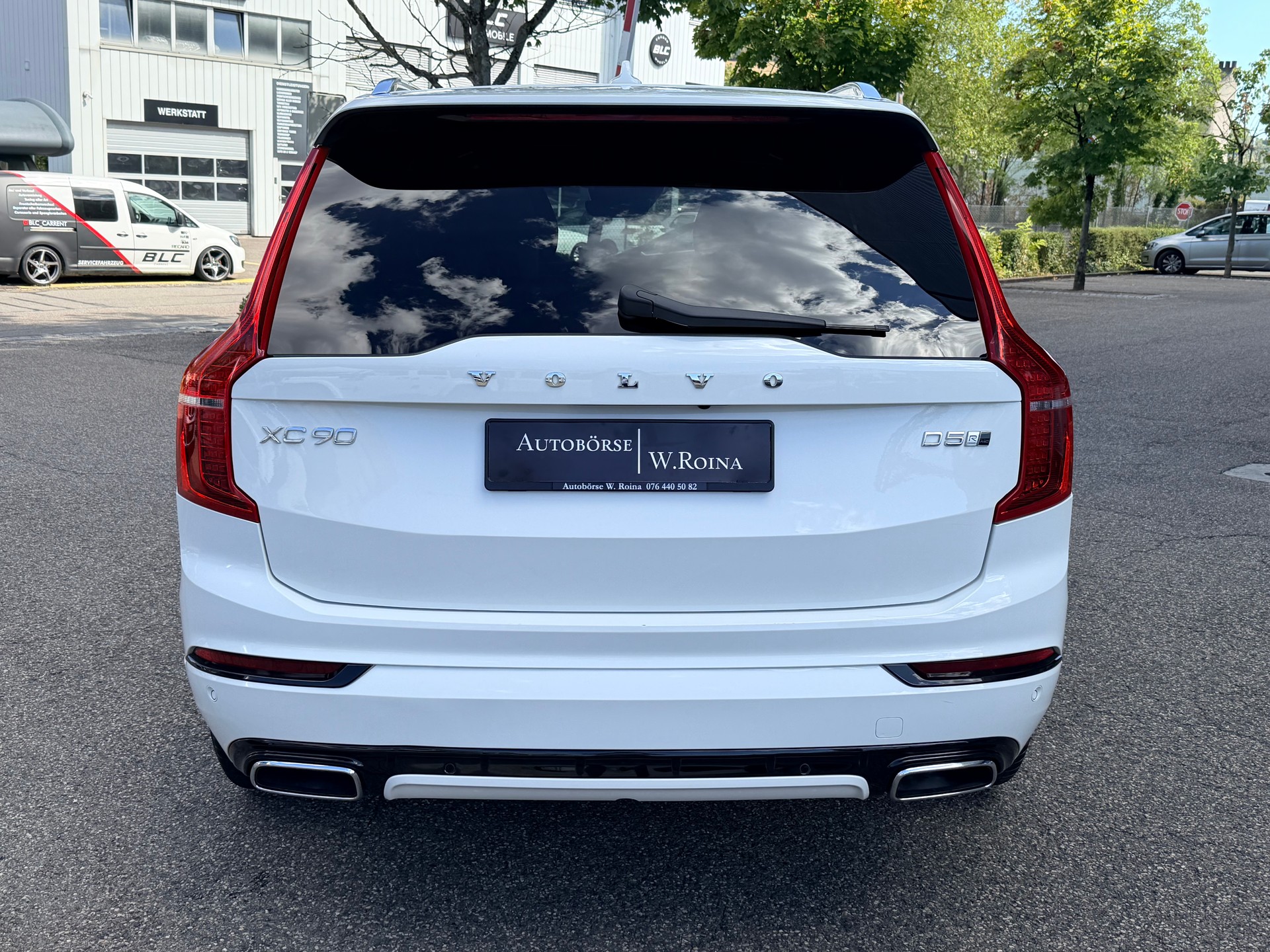 VOLVO XC90 D5 AWD R-Design Geartronic-showroom-element-3