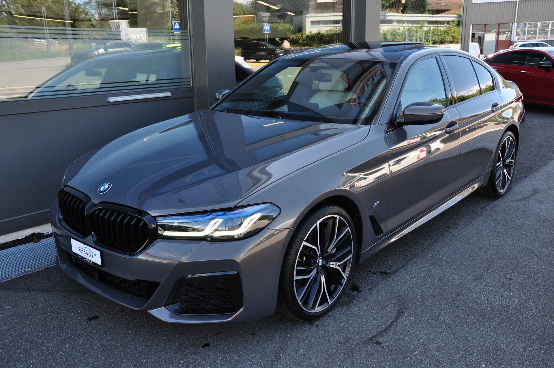 BMW 540d xDrive 48V M Sport Steptronic-showroom-element-3