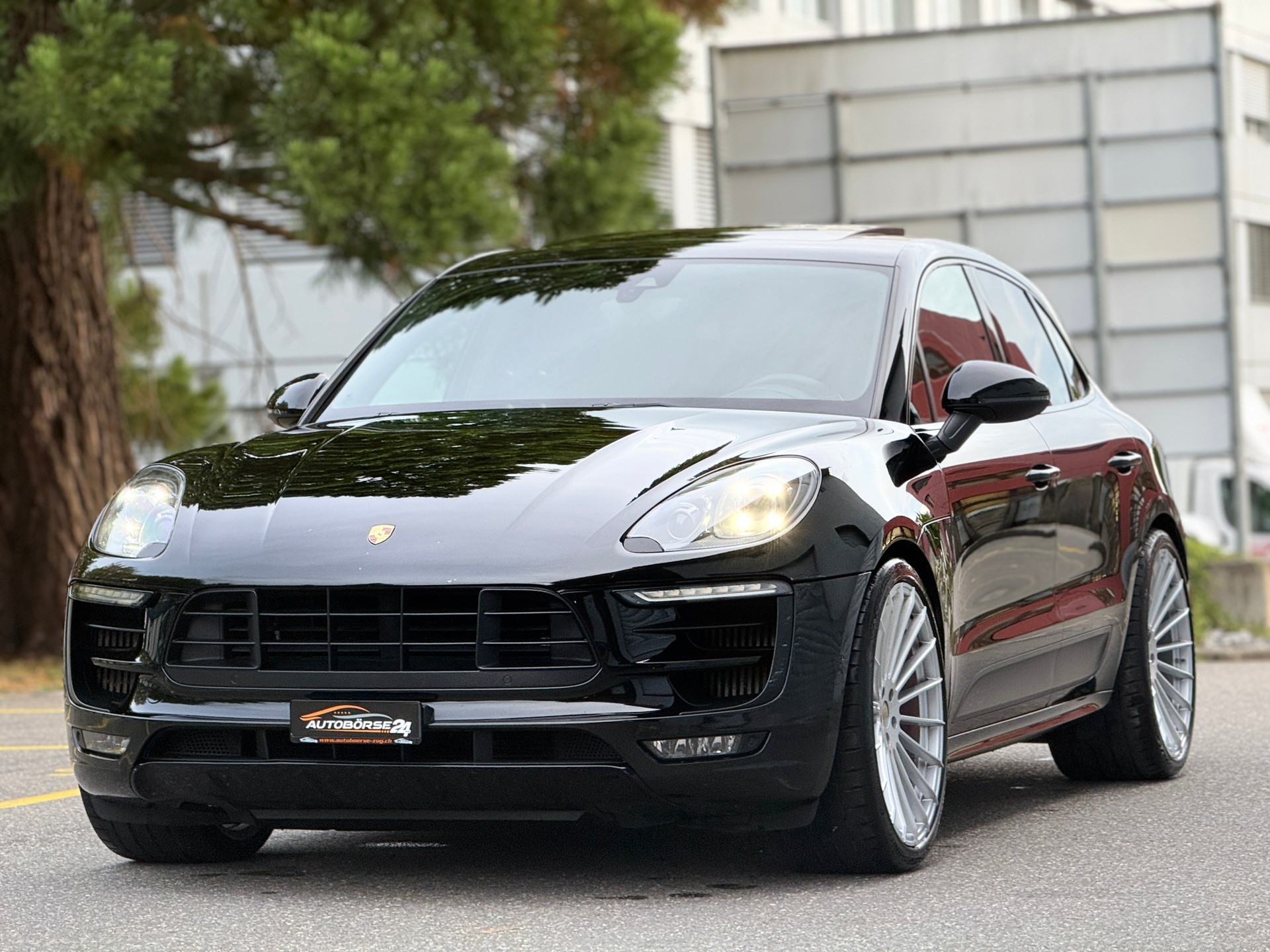 PORSCHE Macan GTS PDK