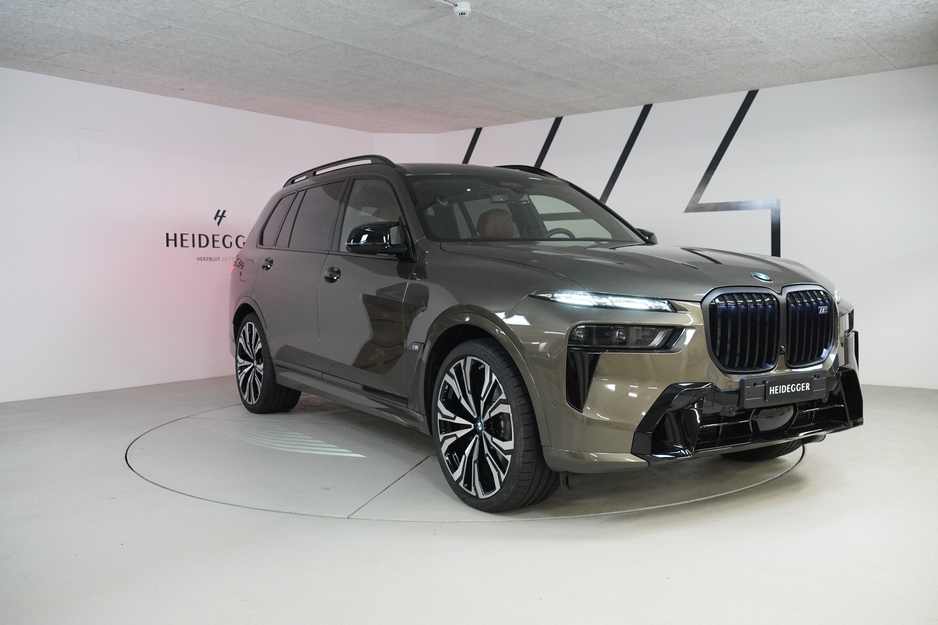 BMW X7 xDrive 48V M60i Steptronic M Sport Pro-showroom-element-2