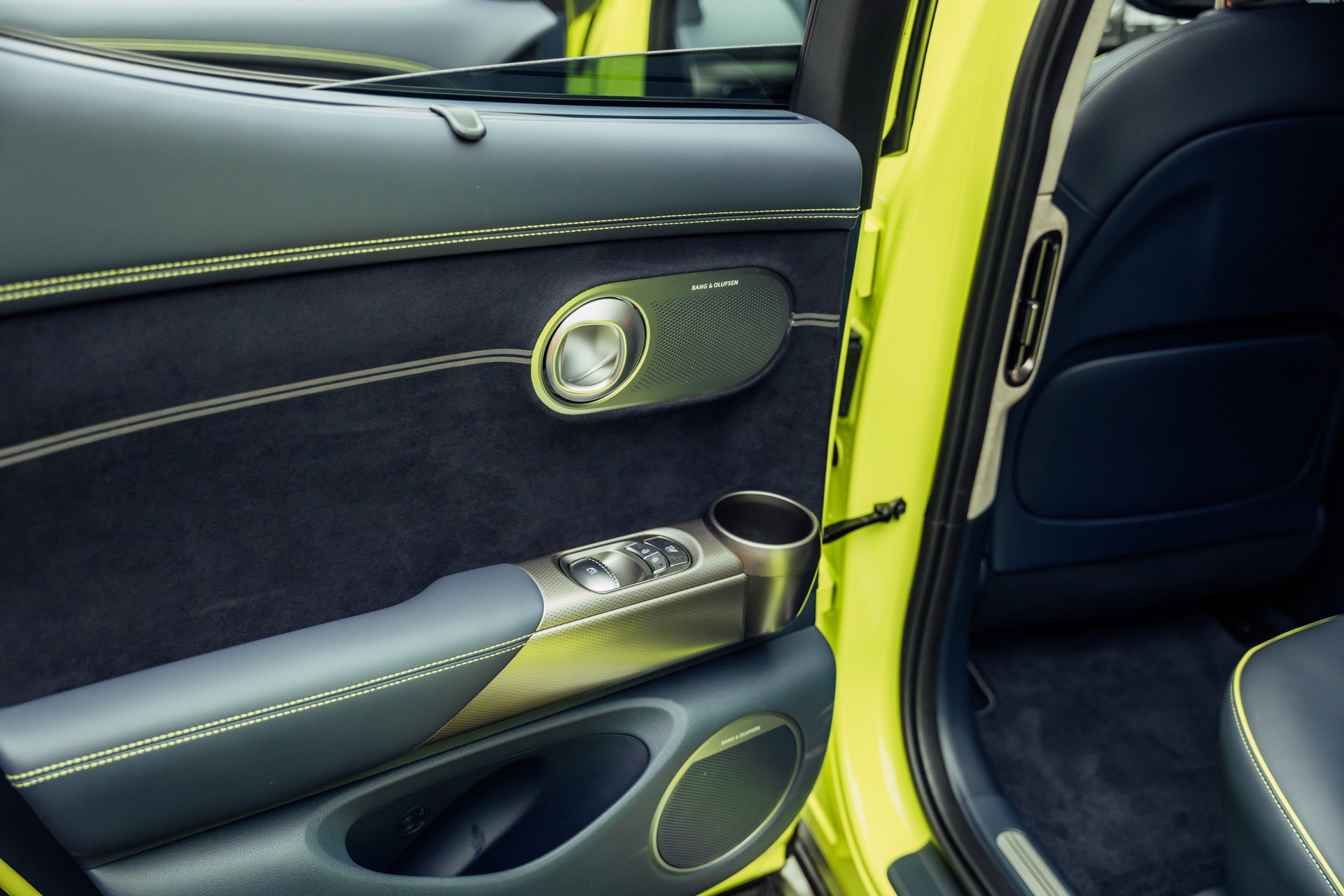 GENESIS GV60 77.4 kWh Sport Plus AWD Sao Paulo Lime-image-11