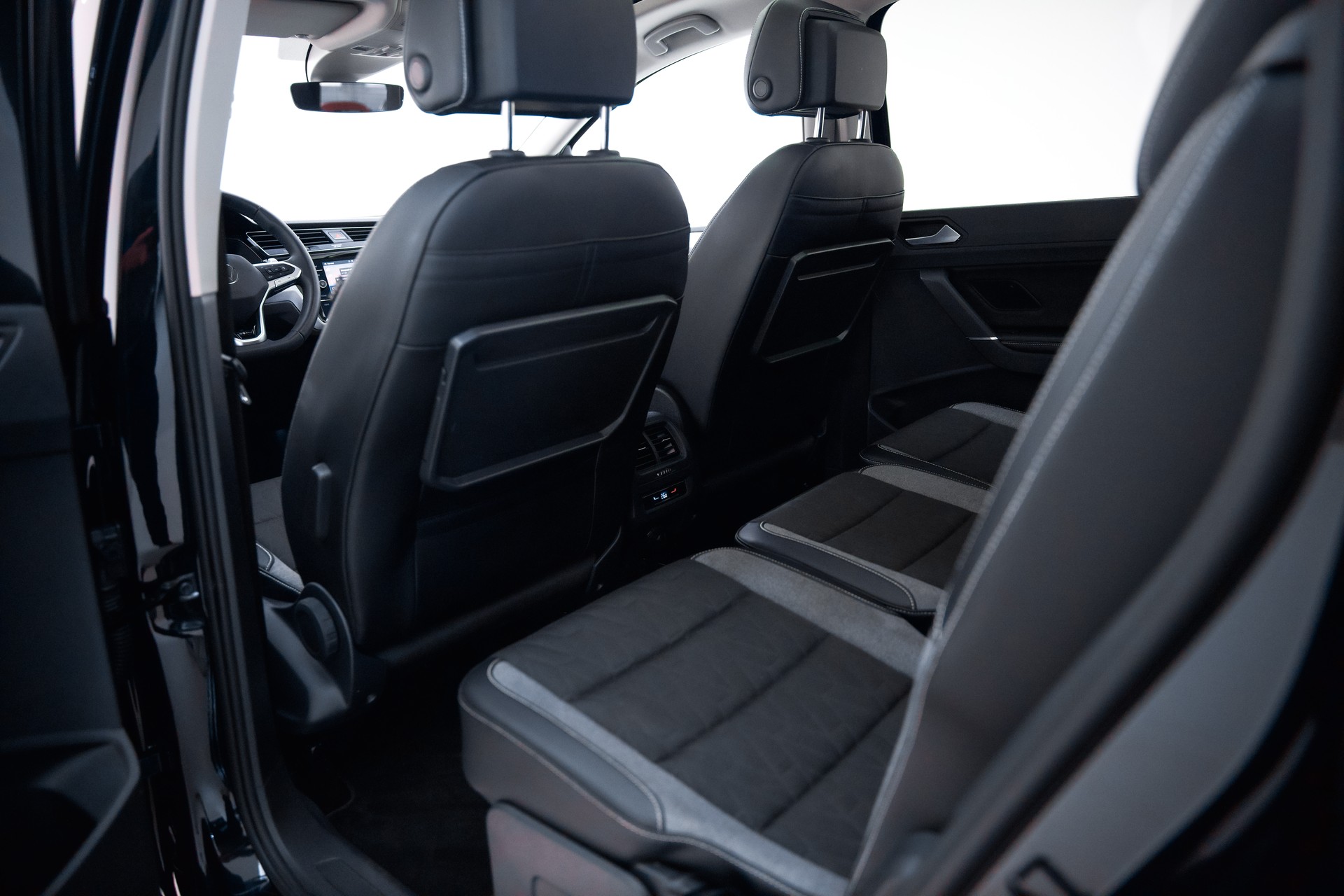 VW Touran 2.0 TDI BlueMotion Technology Comfortline DSG-image-20