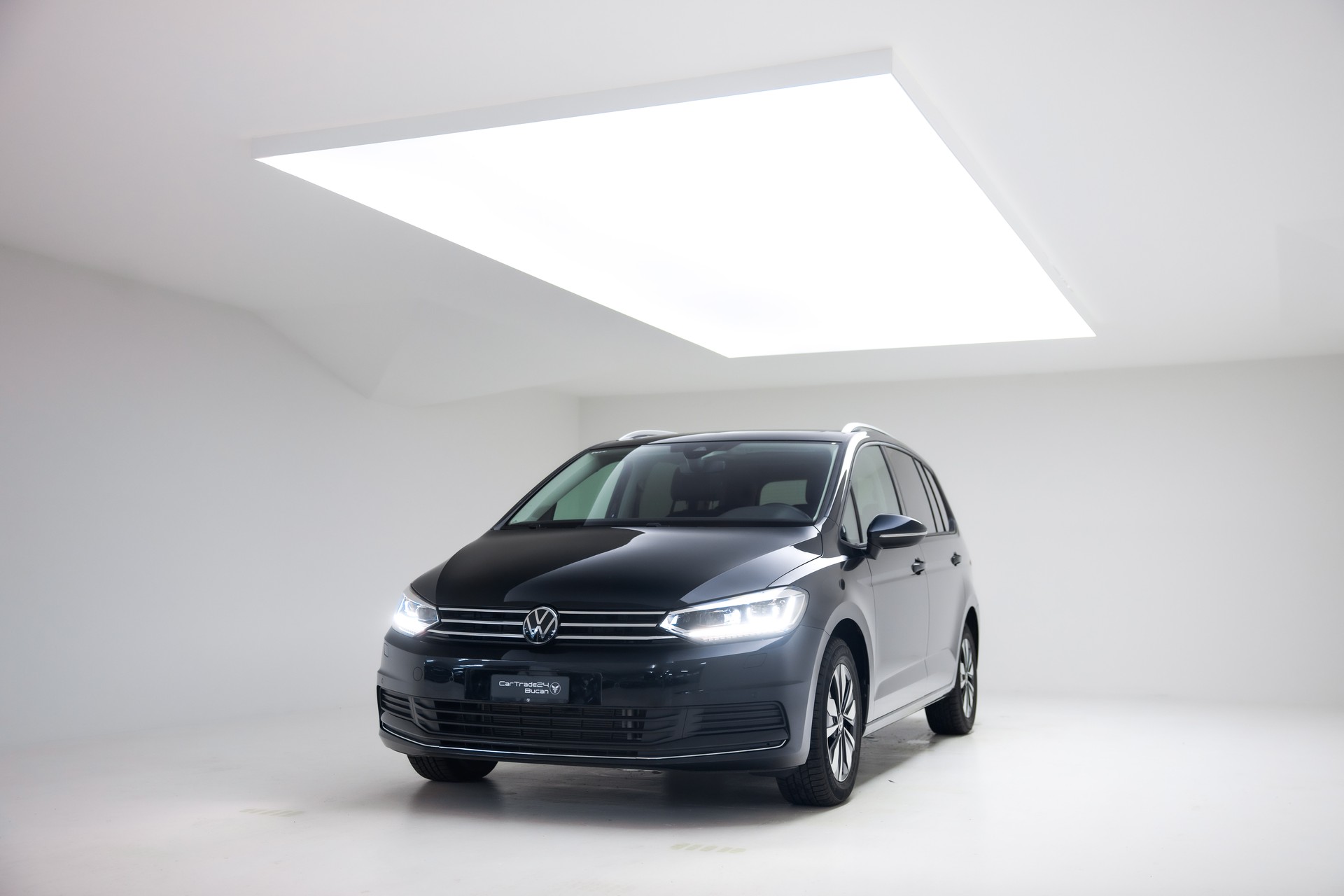 VW Touran 2.0 TDI BlueMotion Technology Comfortline DSG-showroom-element-3