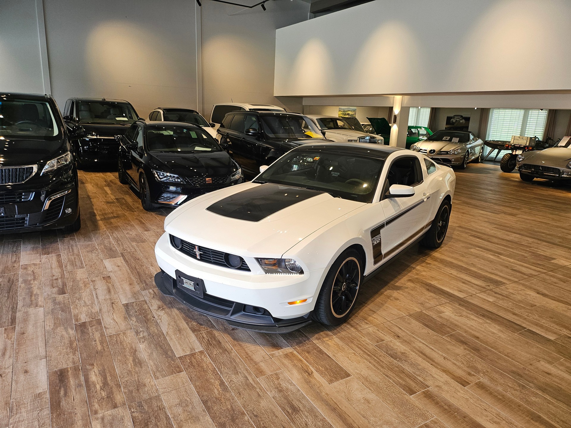 FORD 🔥Boss 302🔥 Recaro🔥Seitenauspuff🔥-showroom-element-1